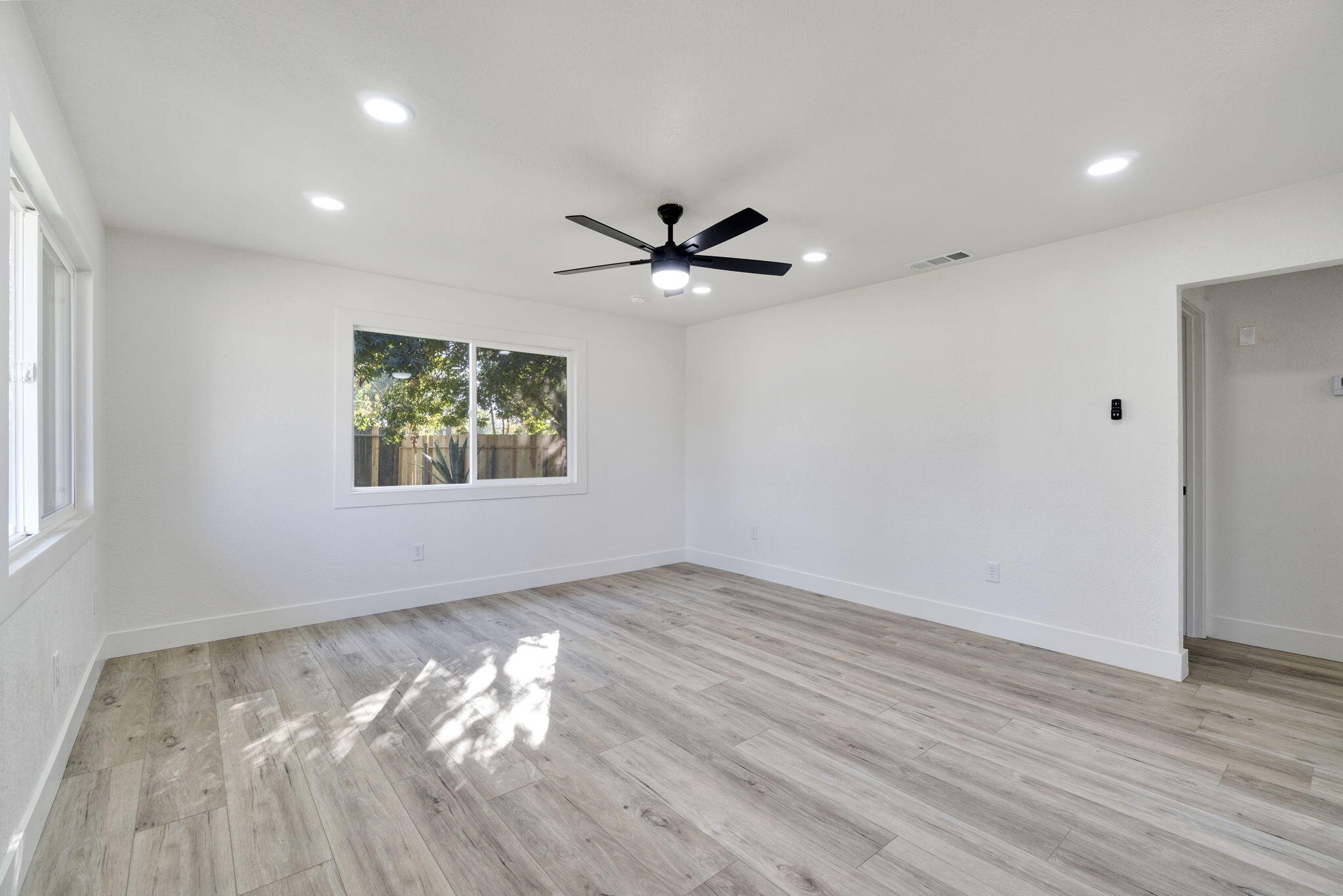 26958 John F Kennedy Ct, Madera, CA 93637