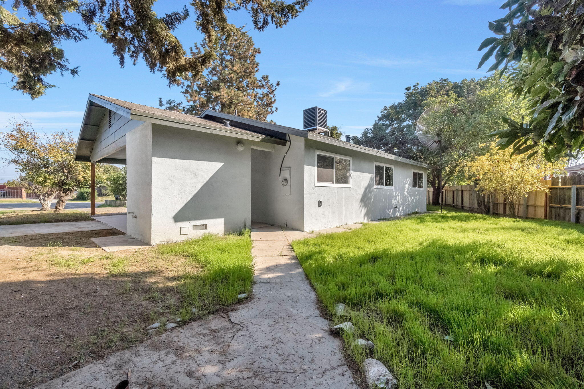 26958 John F Kennedy Ct, Madera, CA 93637