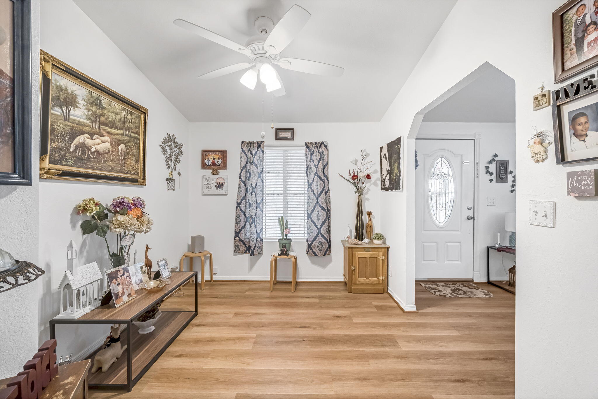 1218 E Cleveland Ave #142, Madera, CA 93638