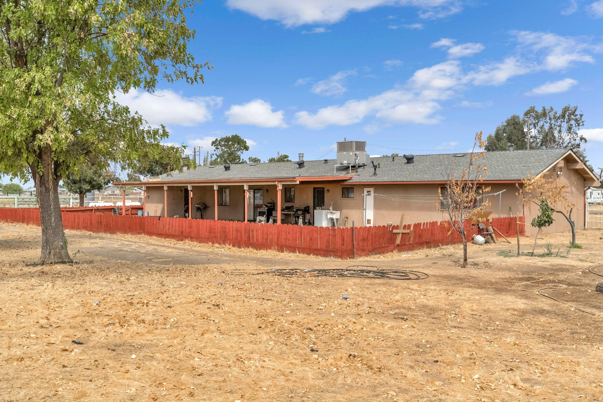 30550 Ave 20 1/2, Madera, CA 93638