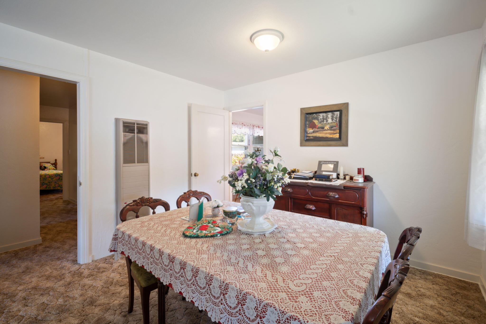 929 Capistrano Dr, Salinas, CA 93901