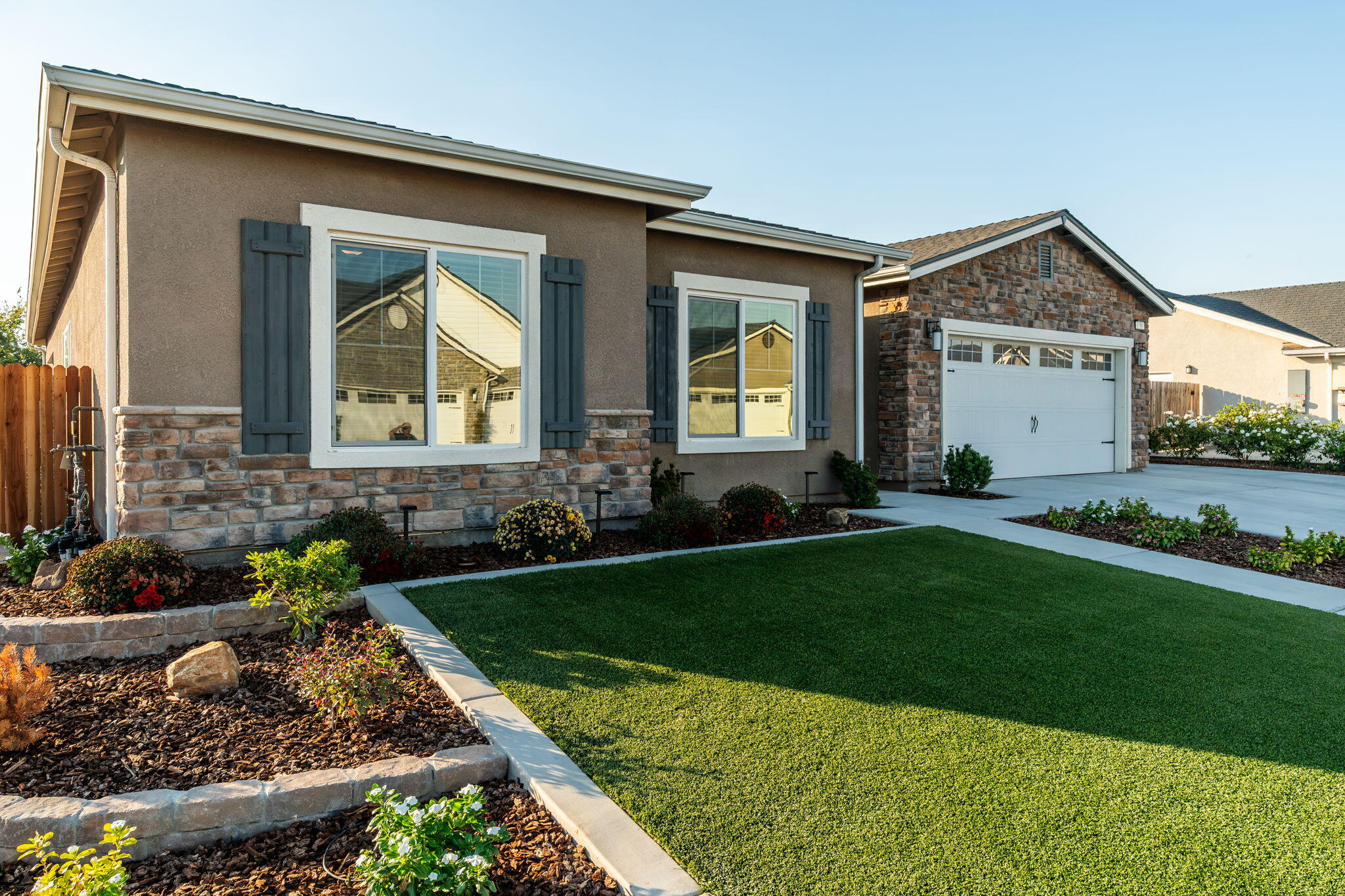 1797 Clearwater St, Tulare, CA 93274