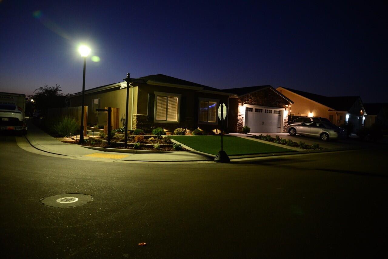 1797 Clearwater St, Tulare, CA 93274