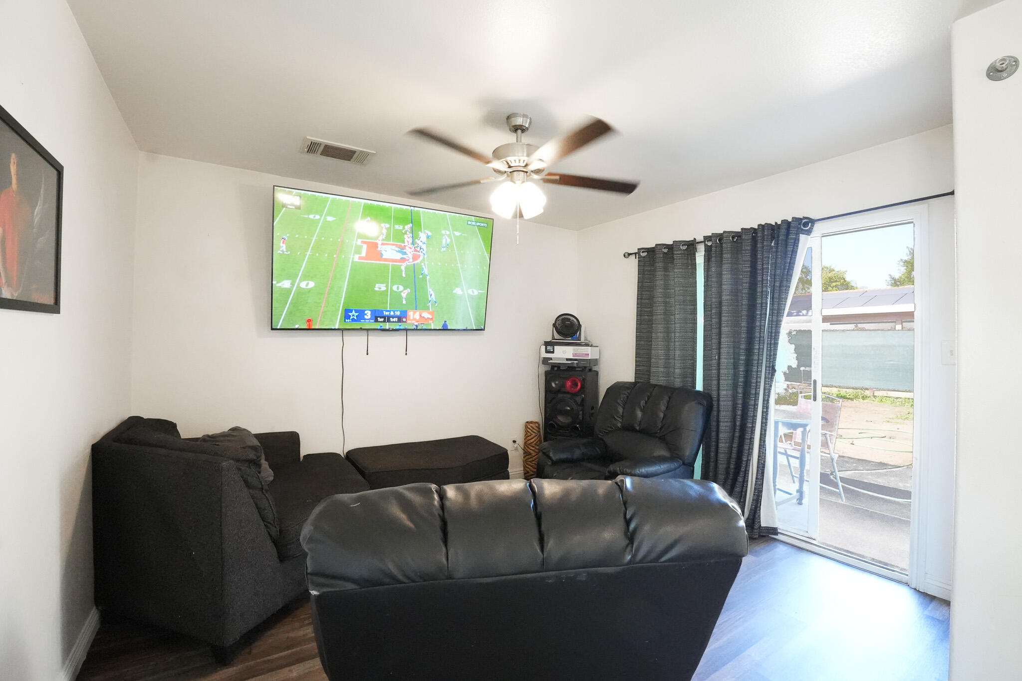 840 E Bardsley Ave, Tulare, CA 93274