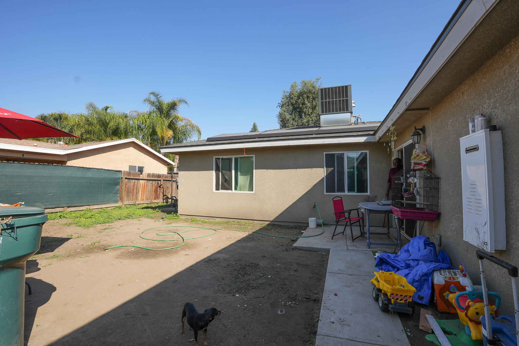 840 E Bardsley Ave, Tulare, CA 93274