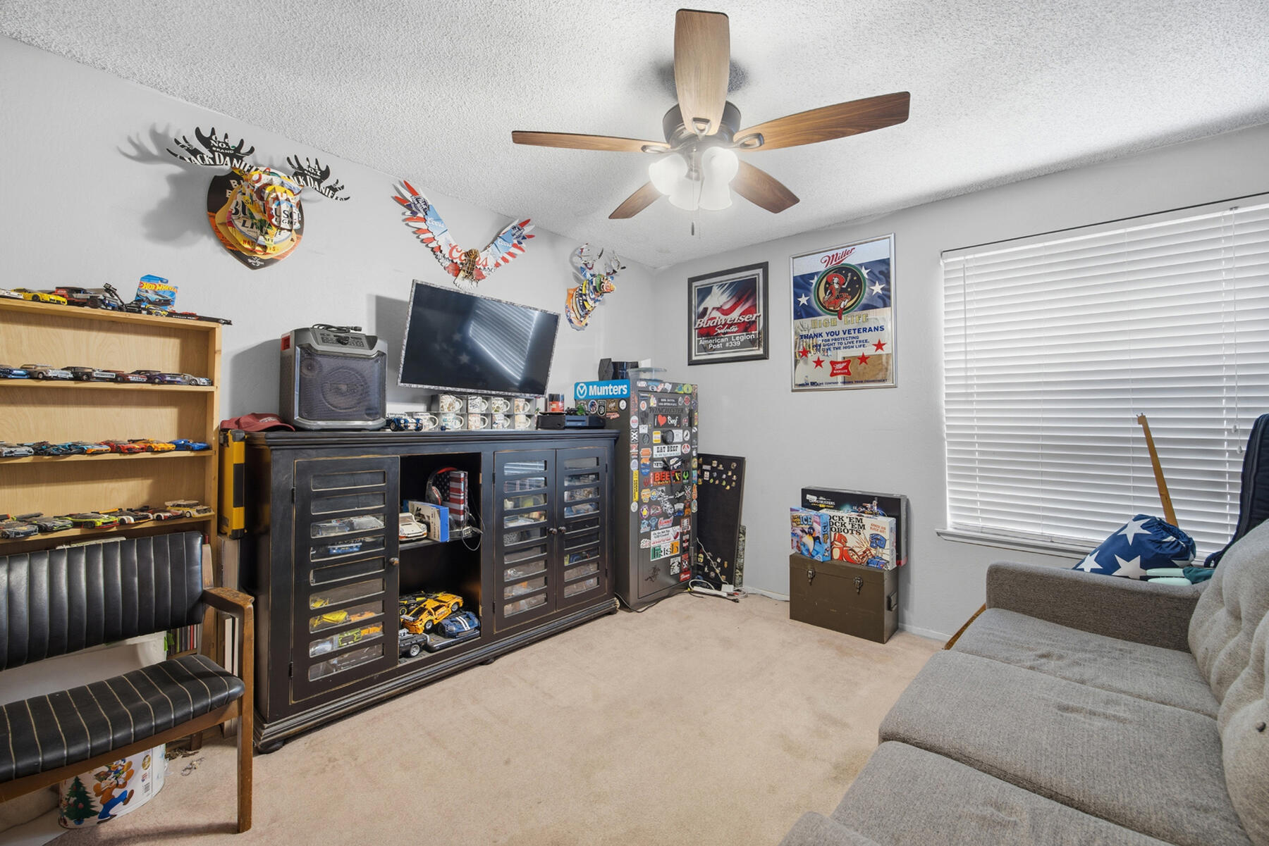 2030 S Woodland St, Visalia, CA 93277