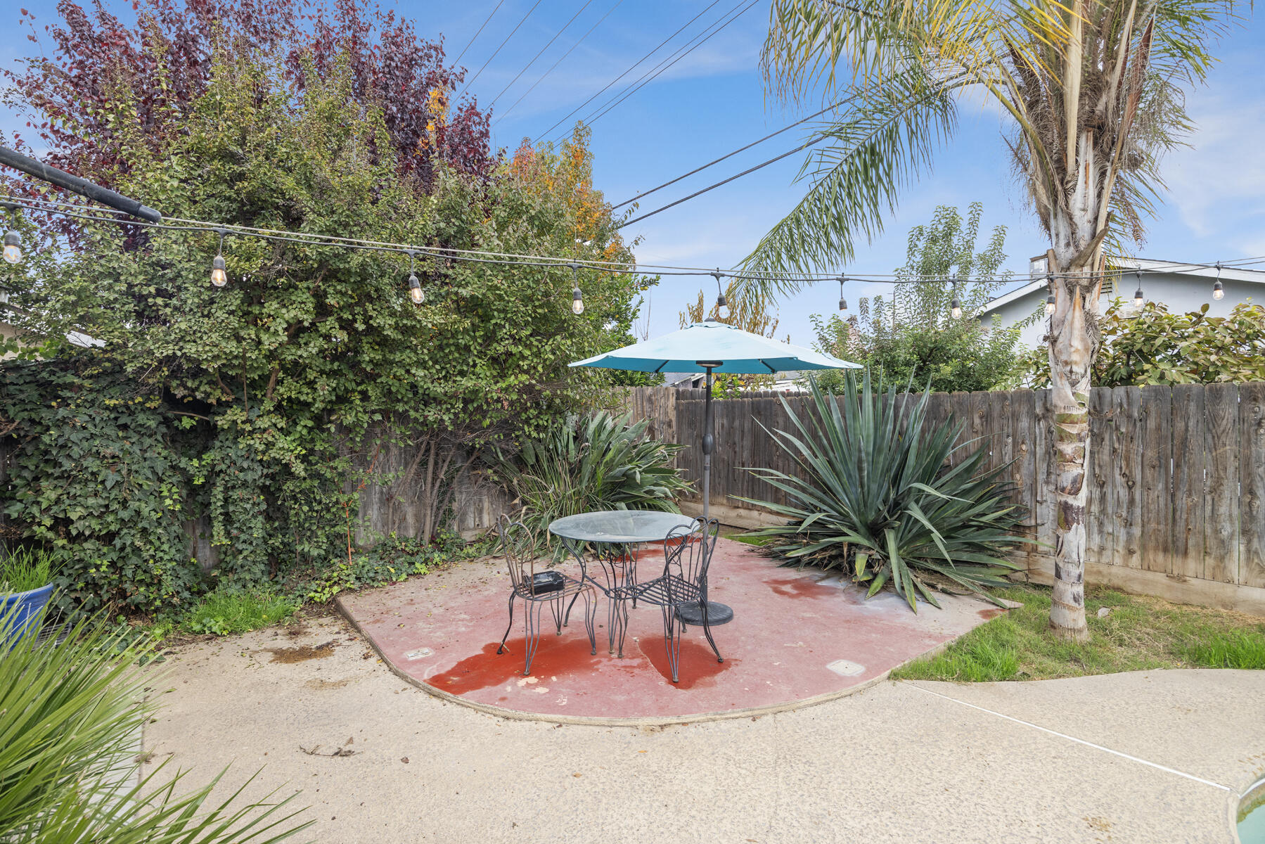 2030 S Woodland St, Visalia, CA 93277