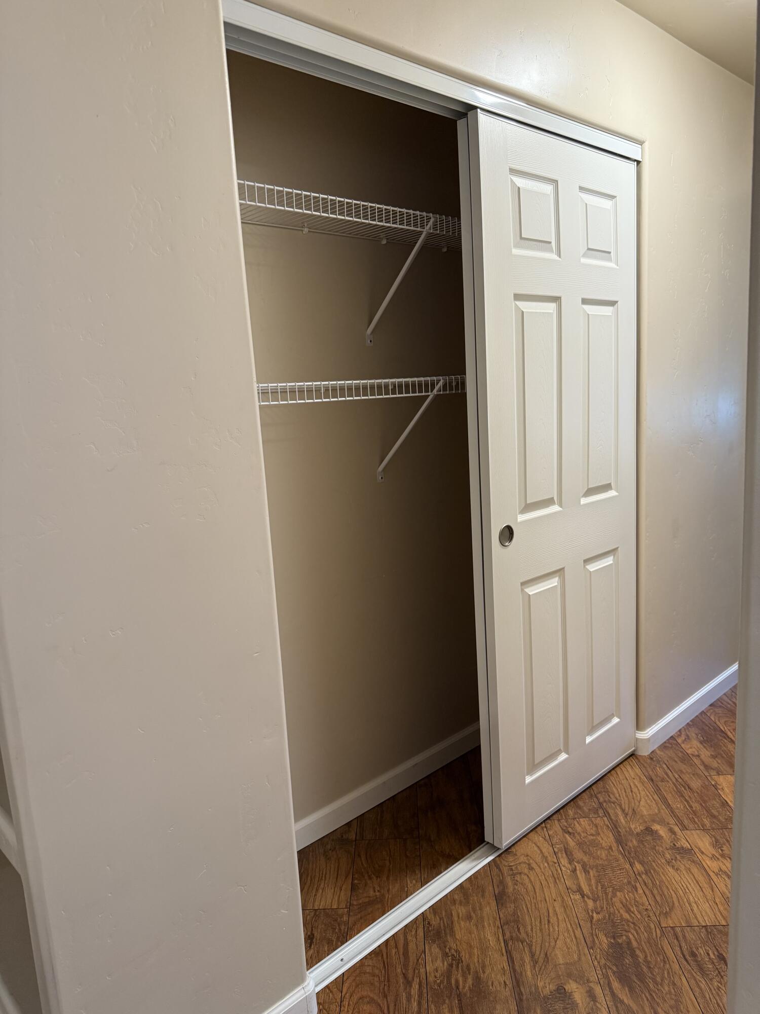 43000 Sierra Dr #20, Three Rivers, CA 93271