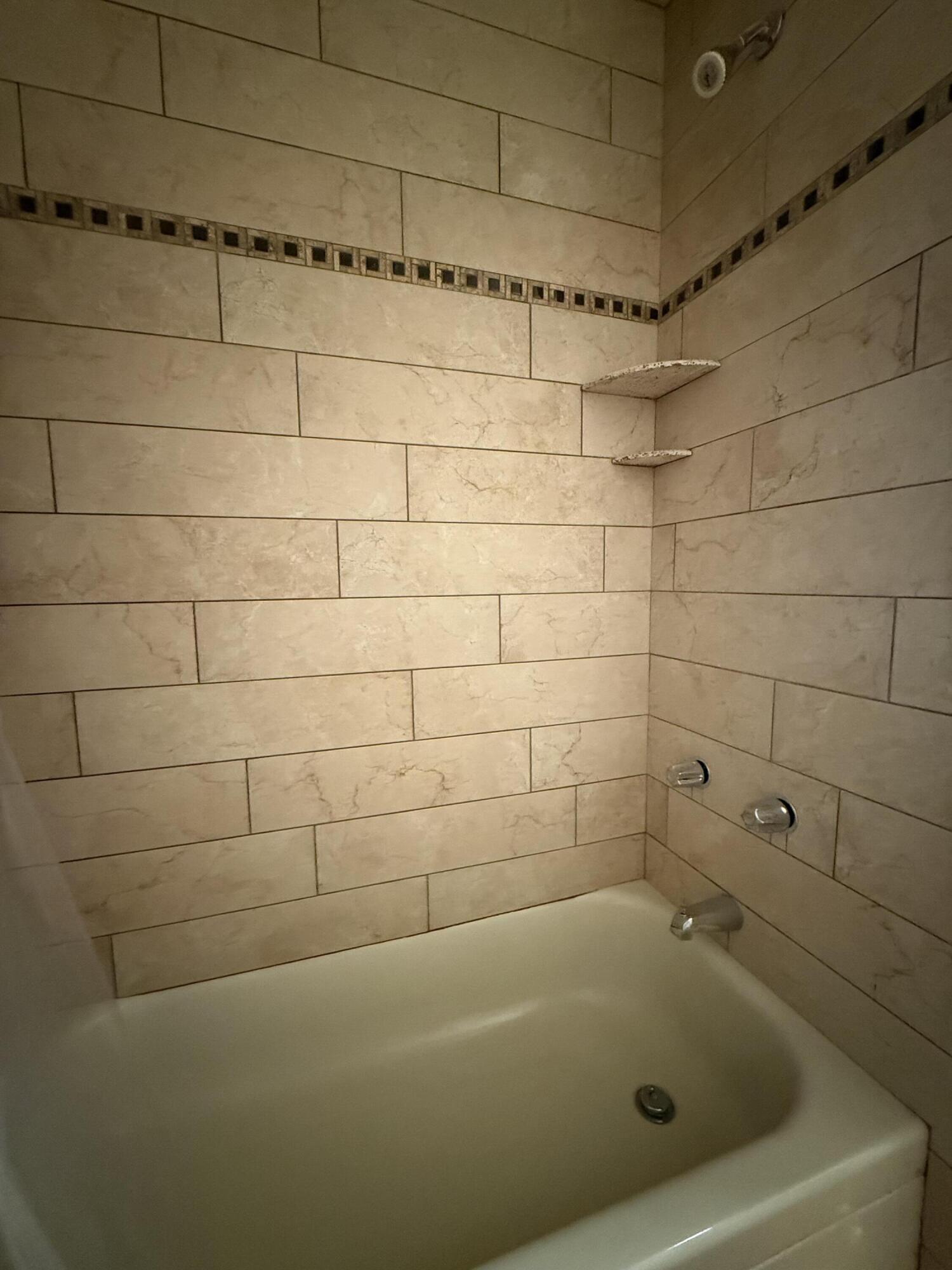 43000 Sierra Dr #20, Three Rivers, CA 93271