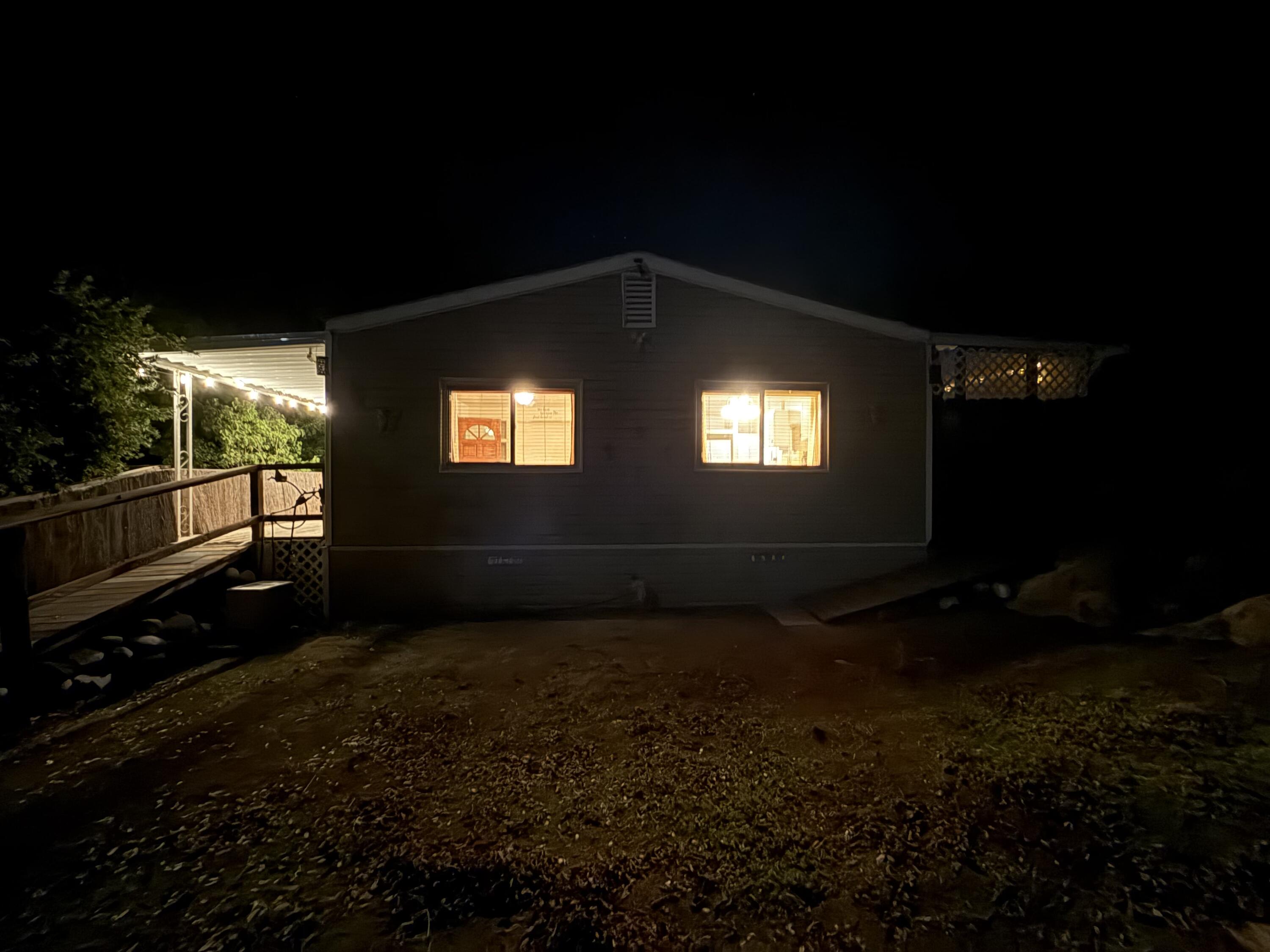 43000 Sierra Dr #20, Three Rivers, CA 93271