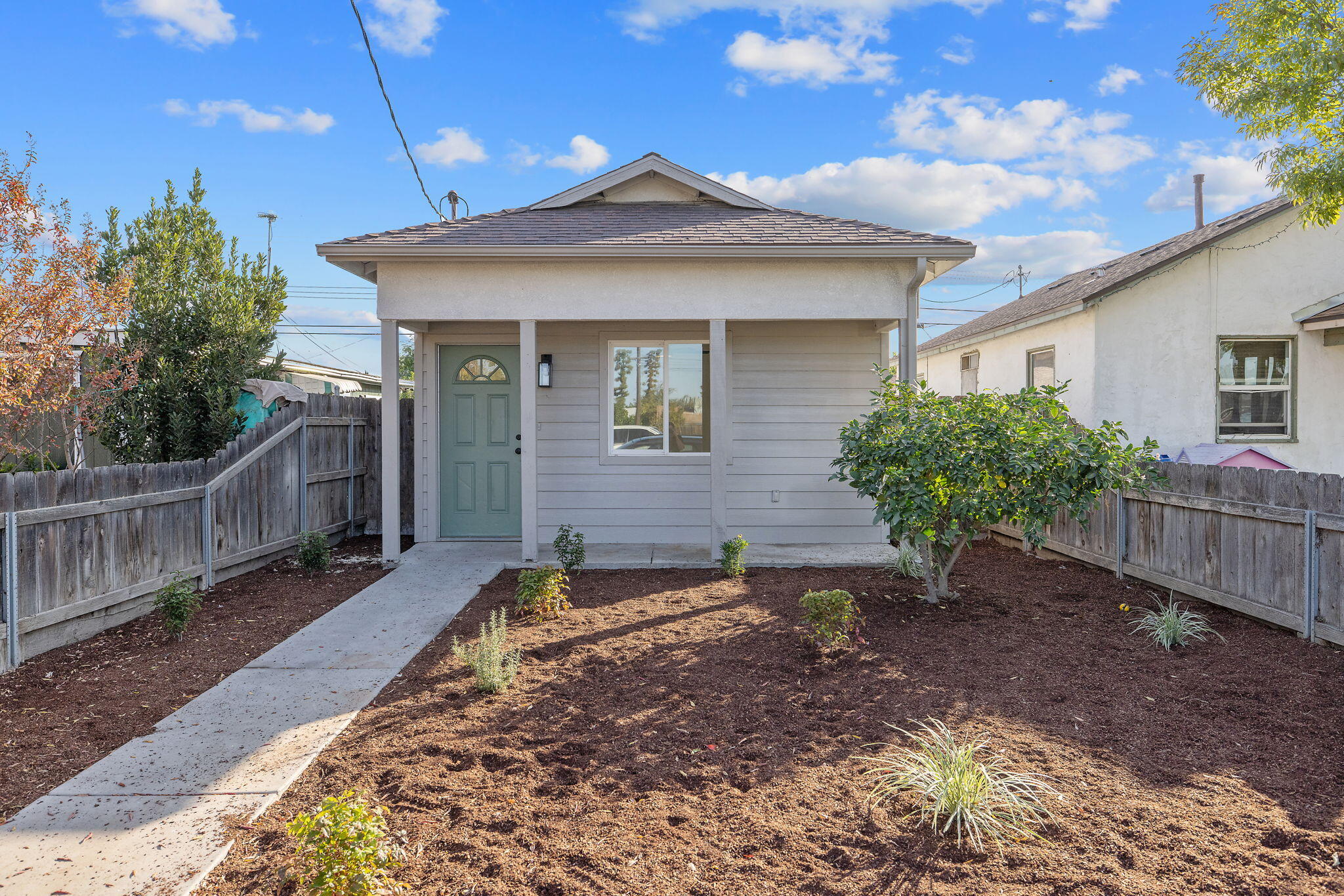 1633 Chase Ave, Corcoran, CA 93212