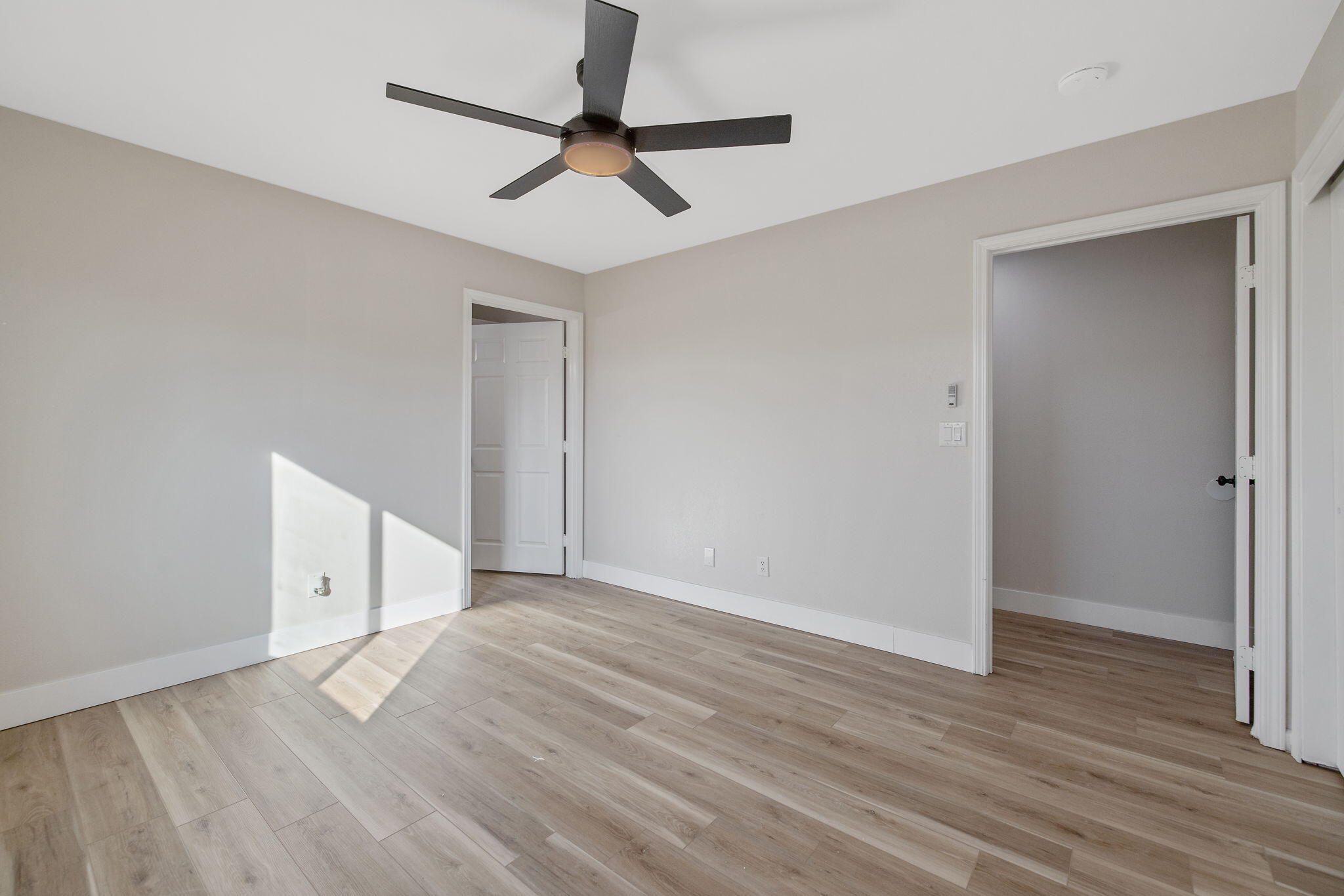 1633 Chase Ave, Corcoran, CA 93212