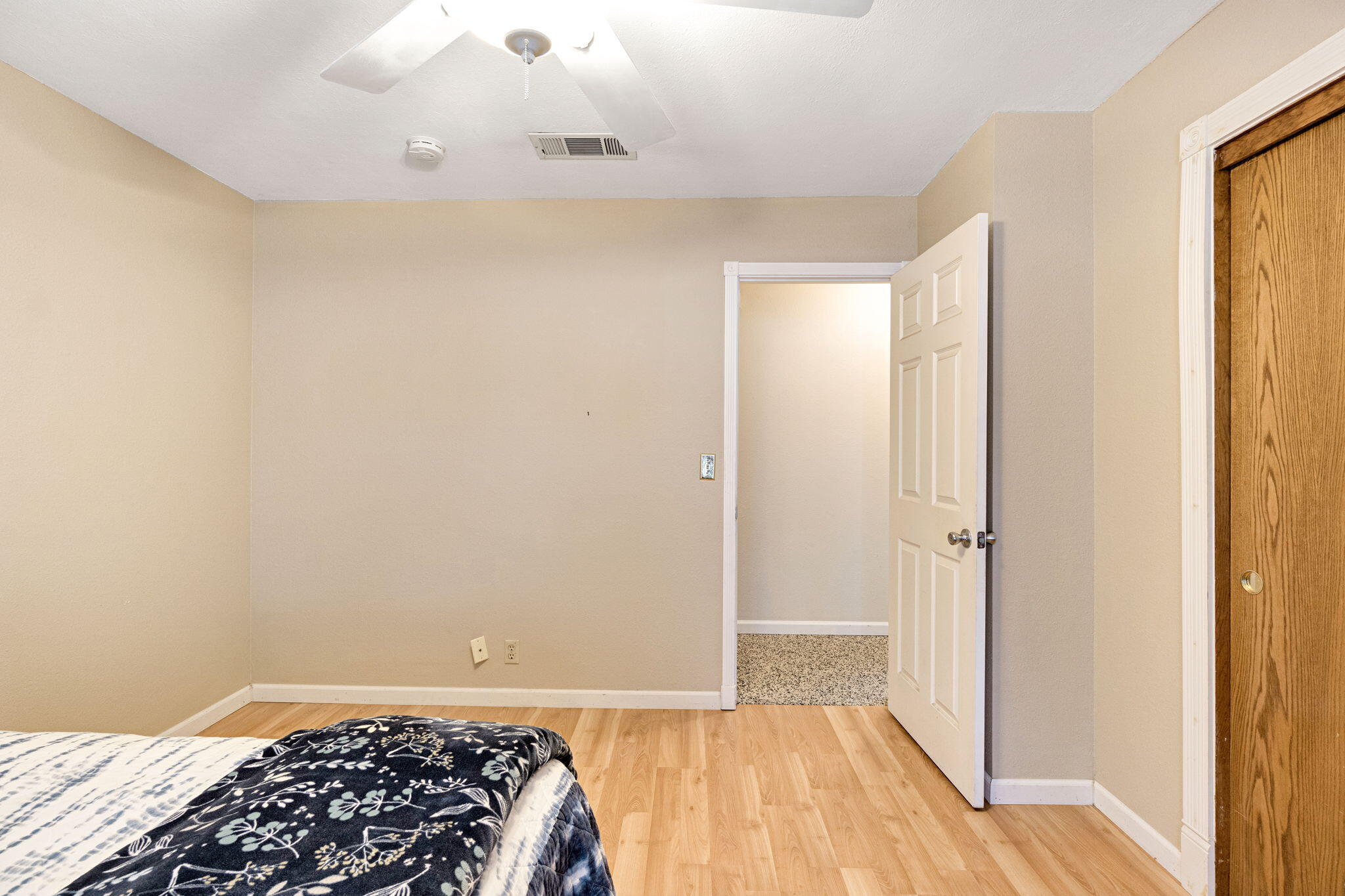 73 Devon Dr, Lemoore, CA 93245