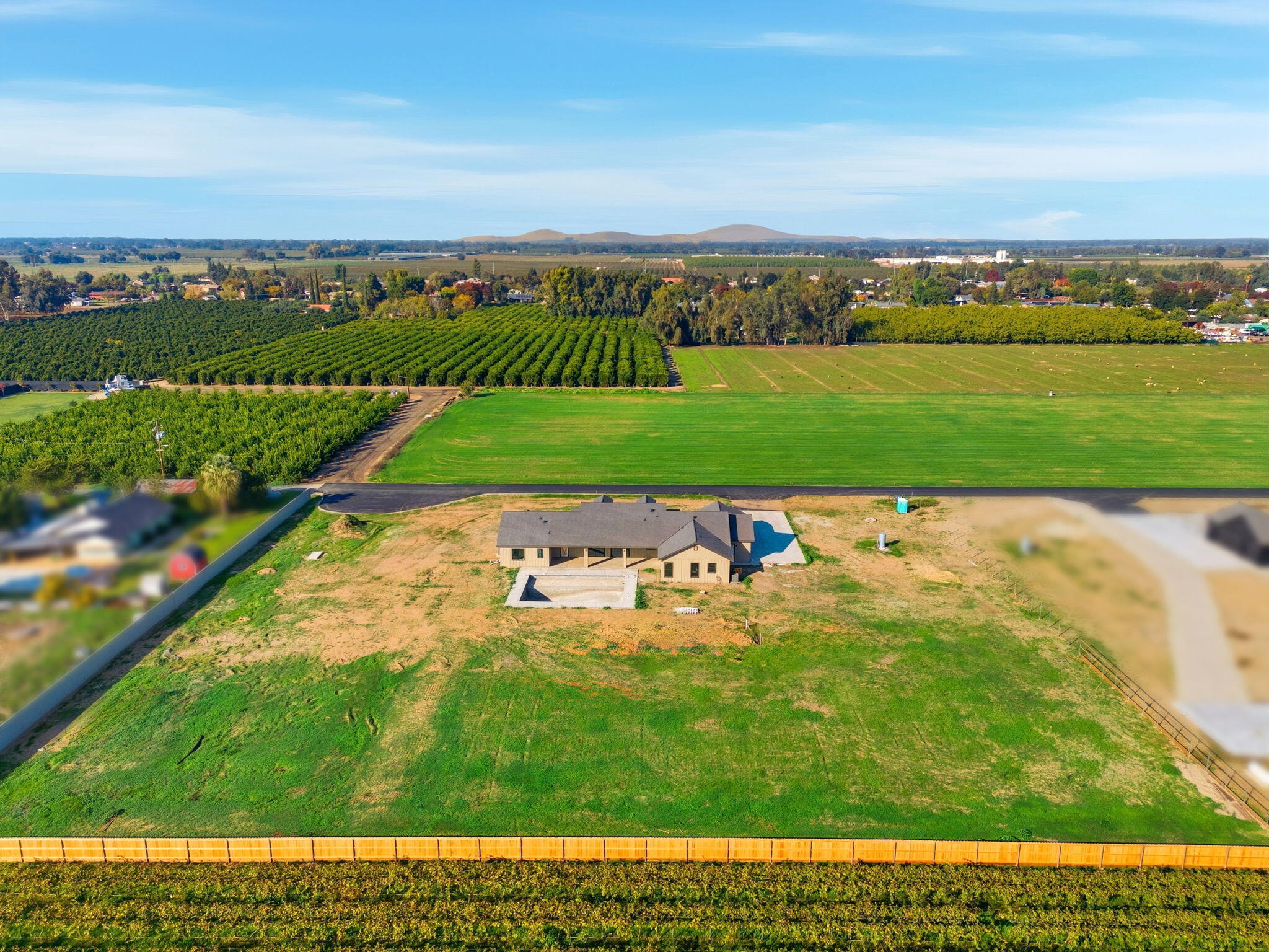 605 S Anderson B Rd, Exeter, CA 93221