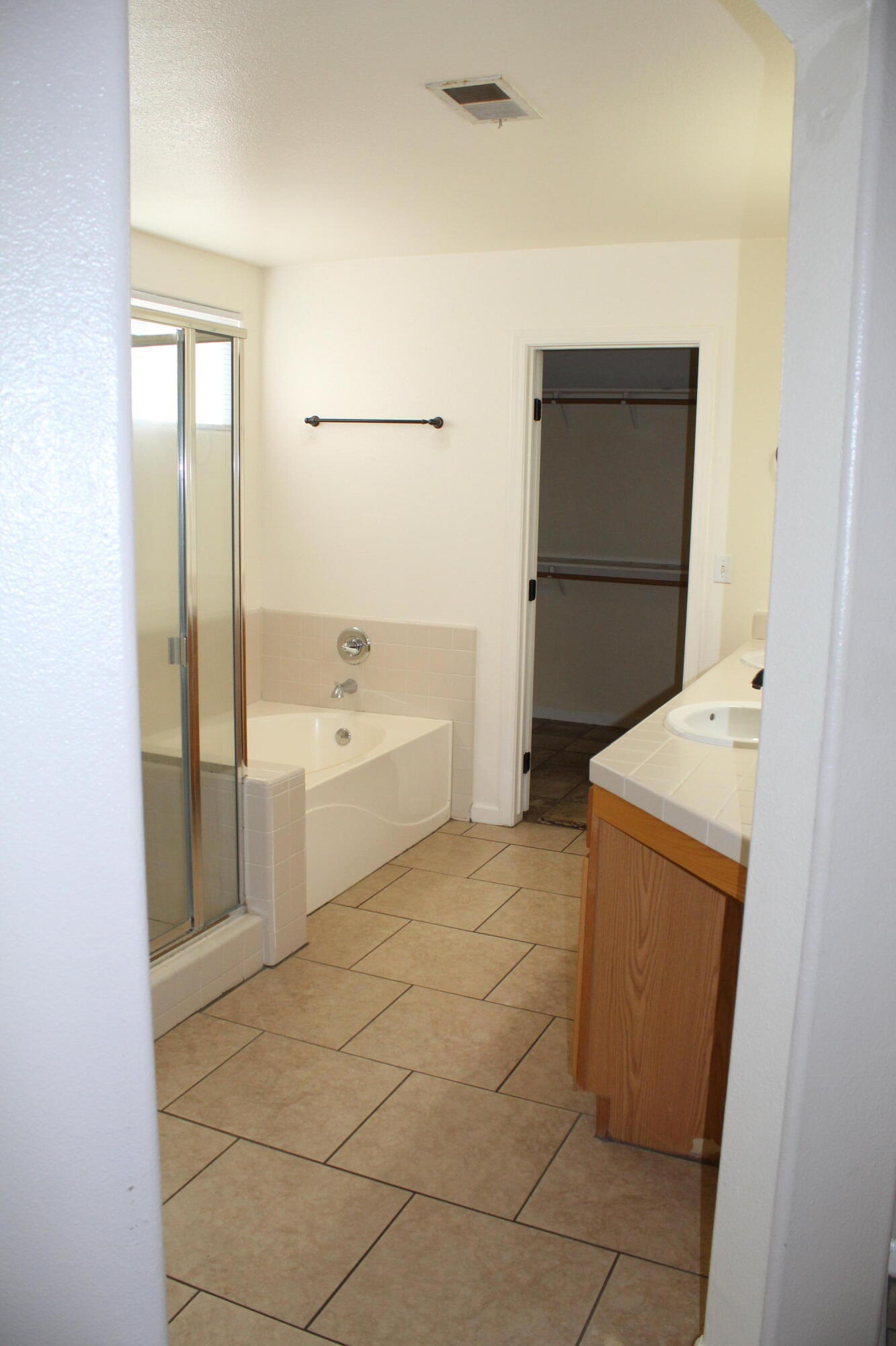 4714 W Ashland Ave, Visalia, CA 93277