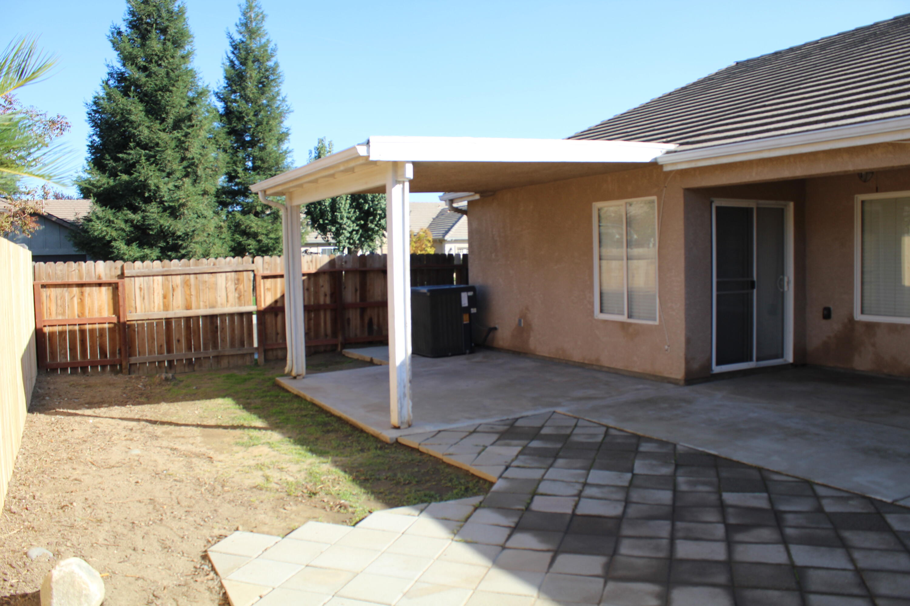 4714 W Ashland Ave, Visalia, CA 93277