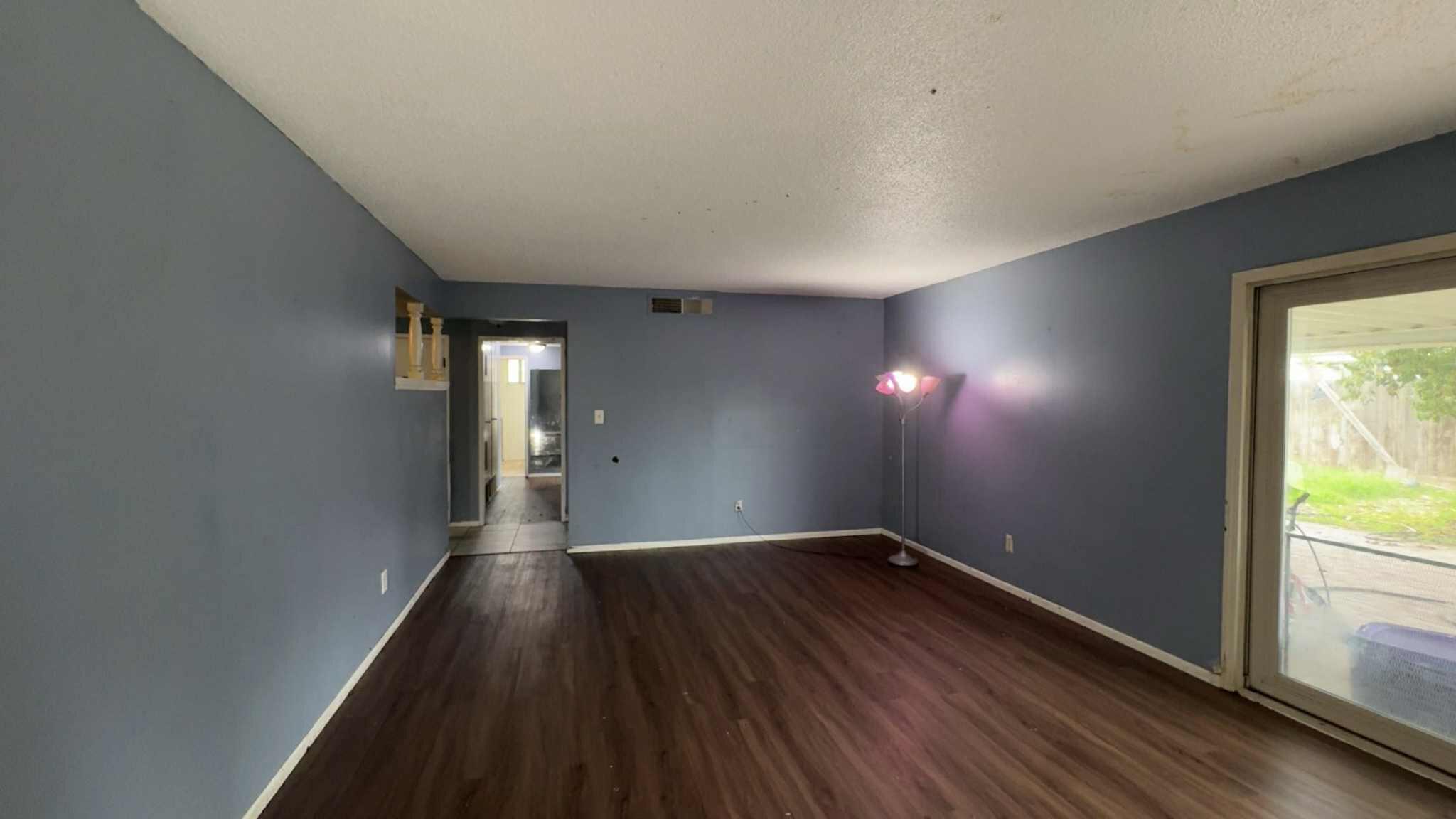 2646 S Fairway Ct, Visalia, CA 93277