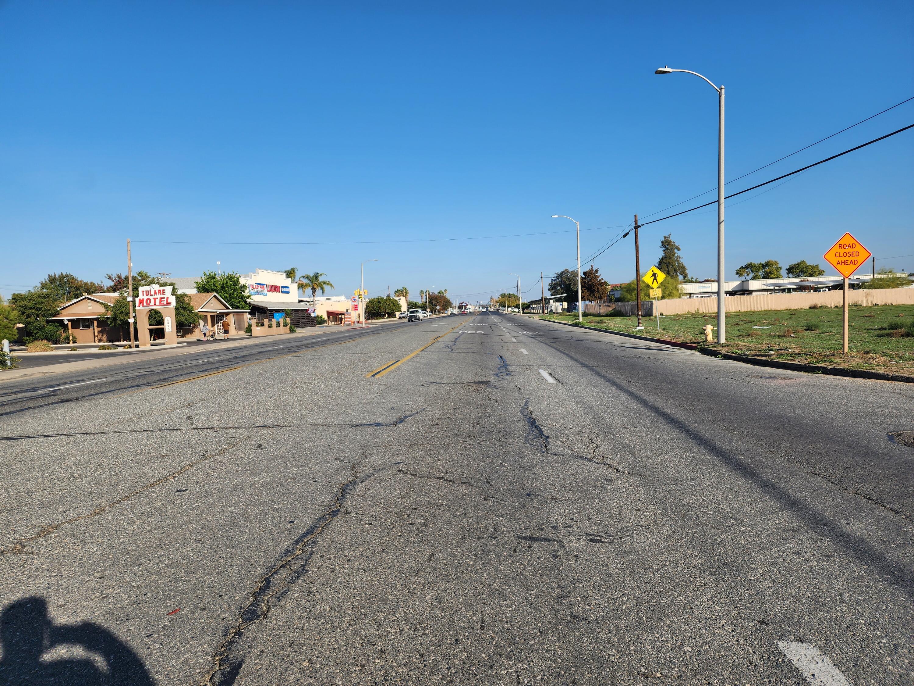 1316 S K St, Tulare, CA 93274