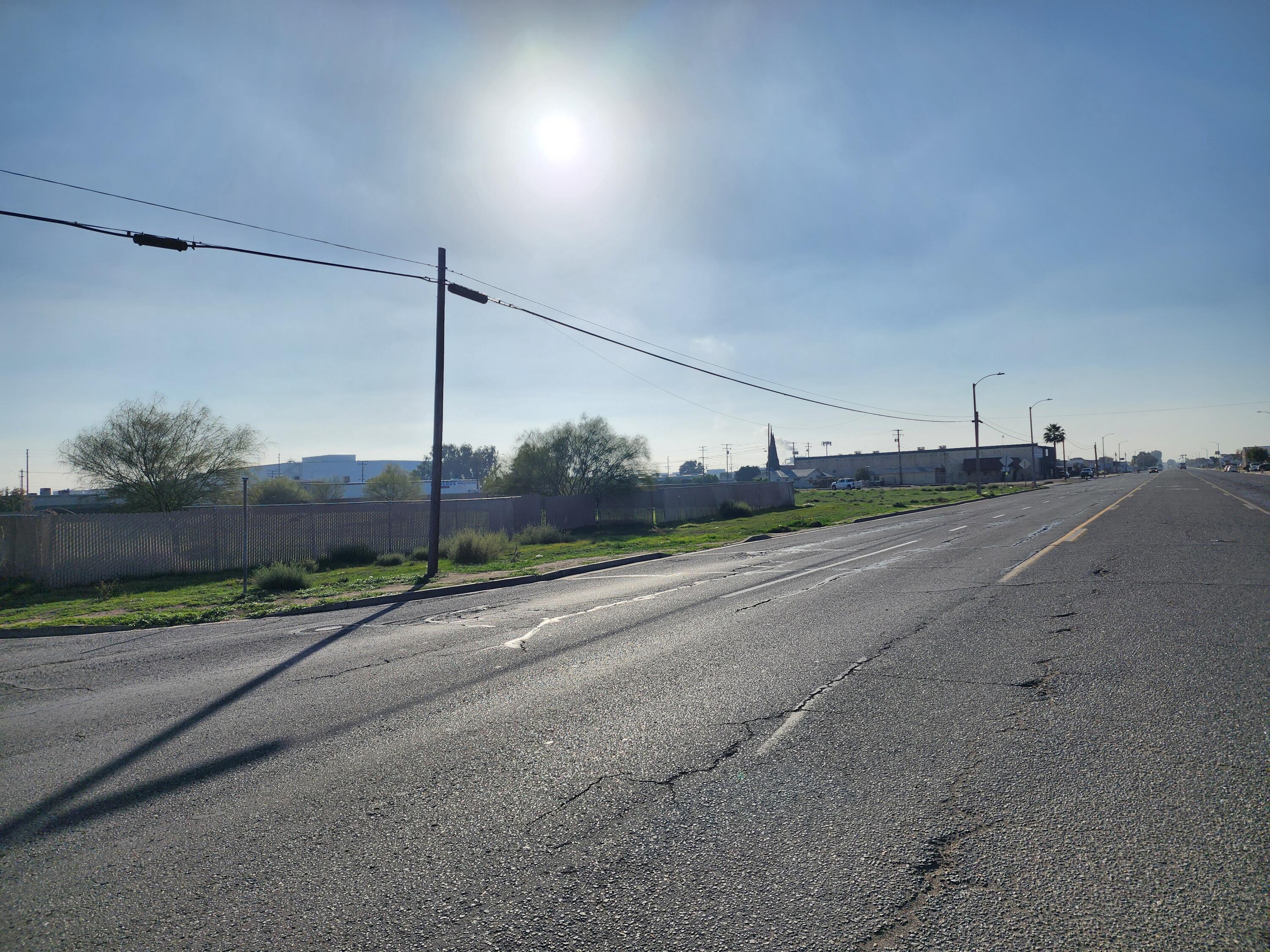 1316 S K St, Tulare, CA 93274