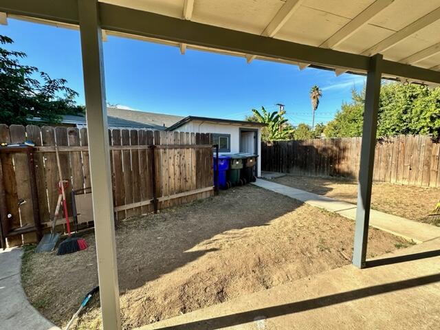 103 E Firebaugh Ave, Exeter, CA 93221