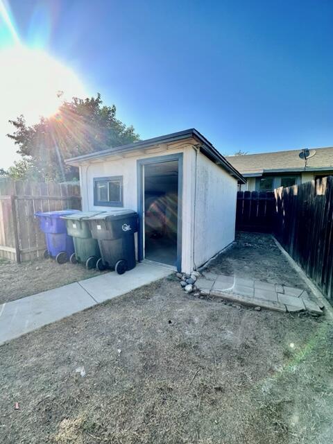 103 E Firebaugh Ave, Exeter, CA 93221