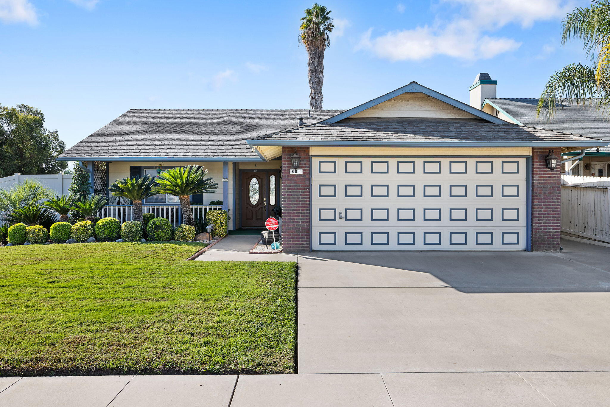 605 Catalina Cir, Tulare, CA 93274