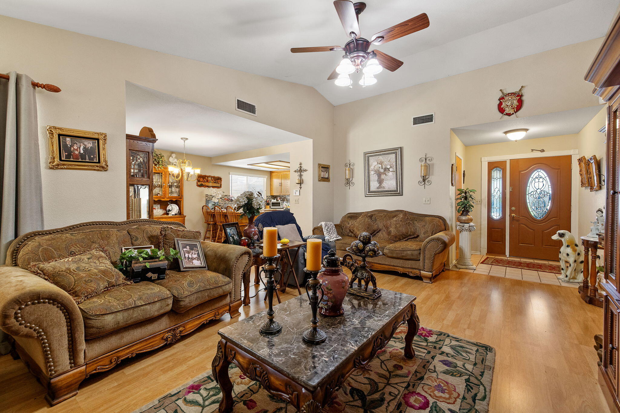 605 Catalina Cir, Tulare, CA 93274