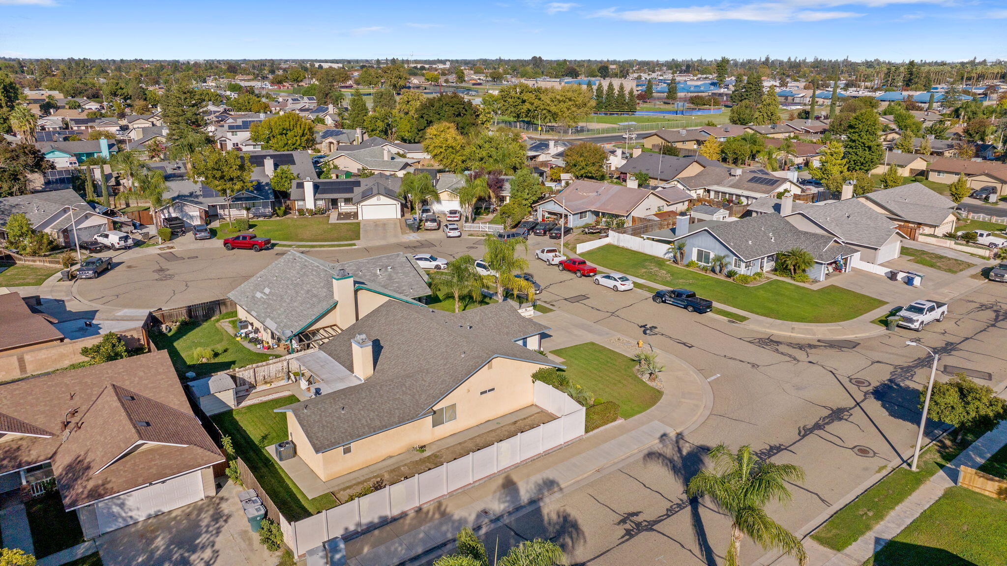 605 Catalina Cir, Tulare, CA 93274