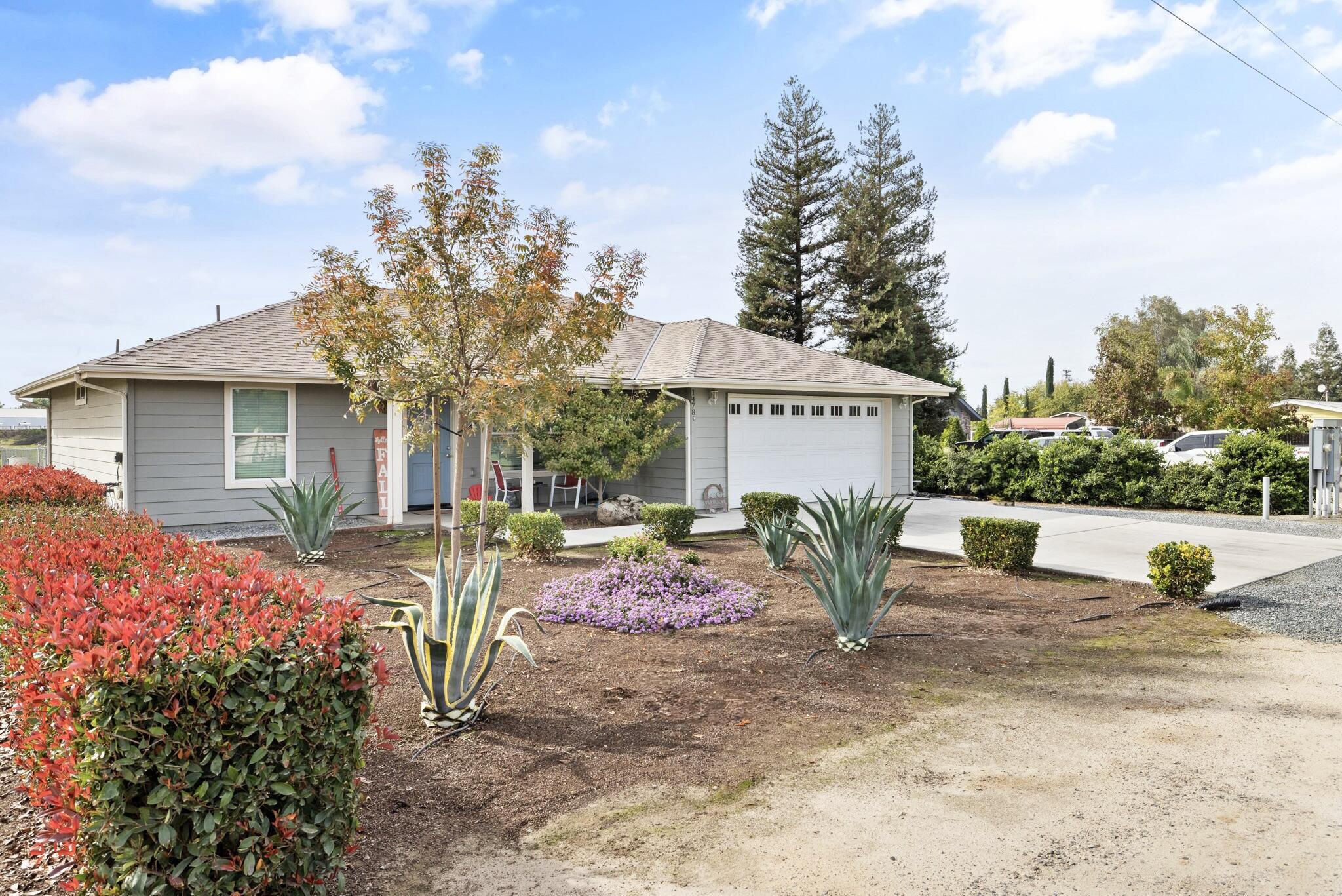 1478 N Belmont #E, Exeter, CA 93221