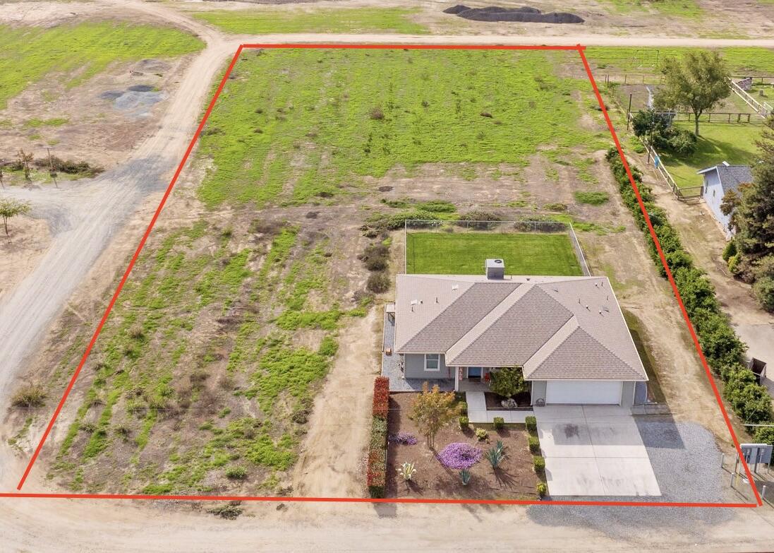 1478 N Belmont #E, Exeter, CA 93221