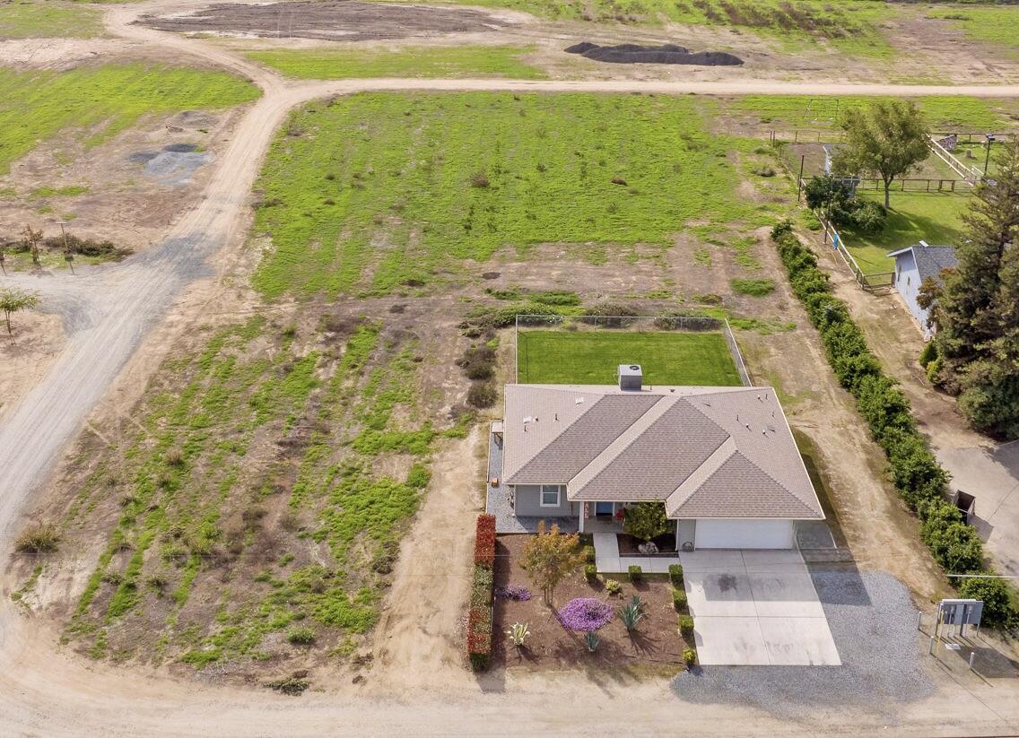 1478 N Belmont #E, Exeter, CA 93221