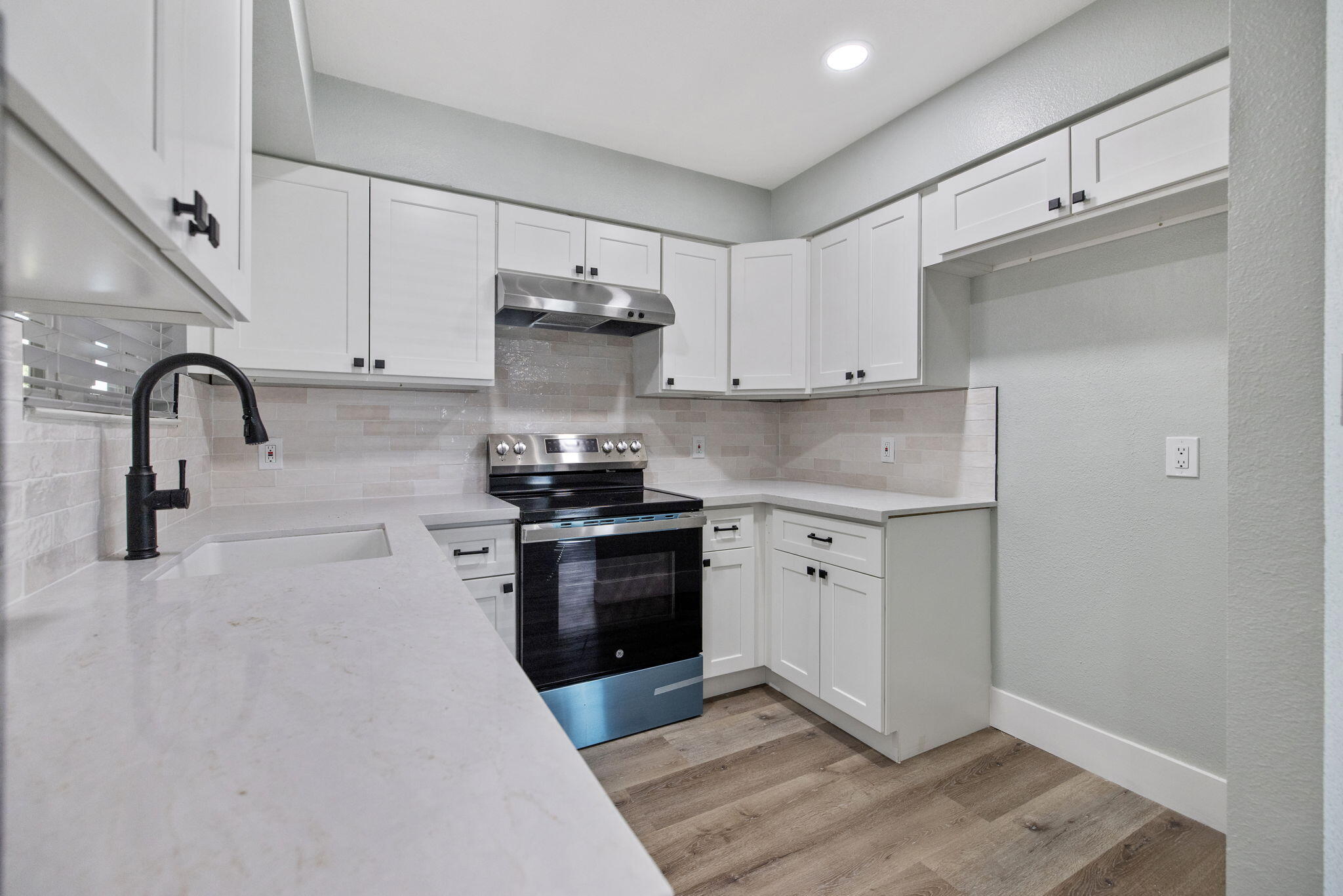 1742 S Heritage St, Visalia, CA 93277