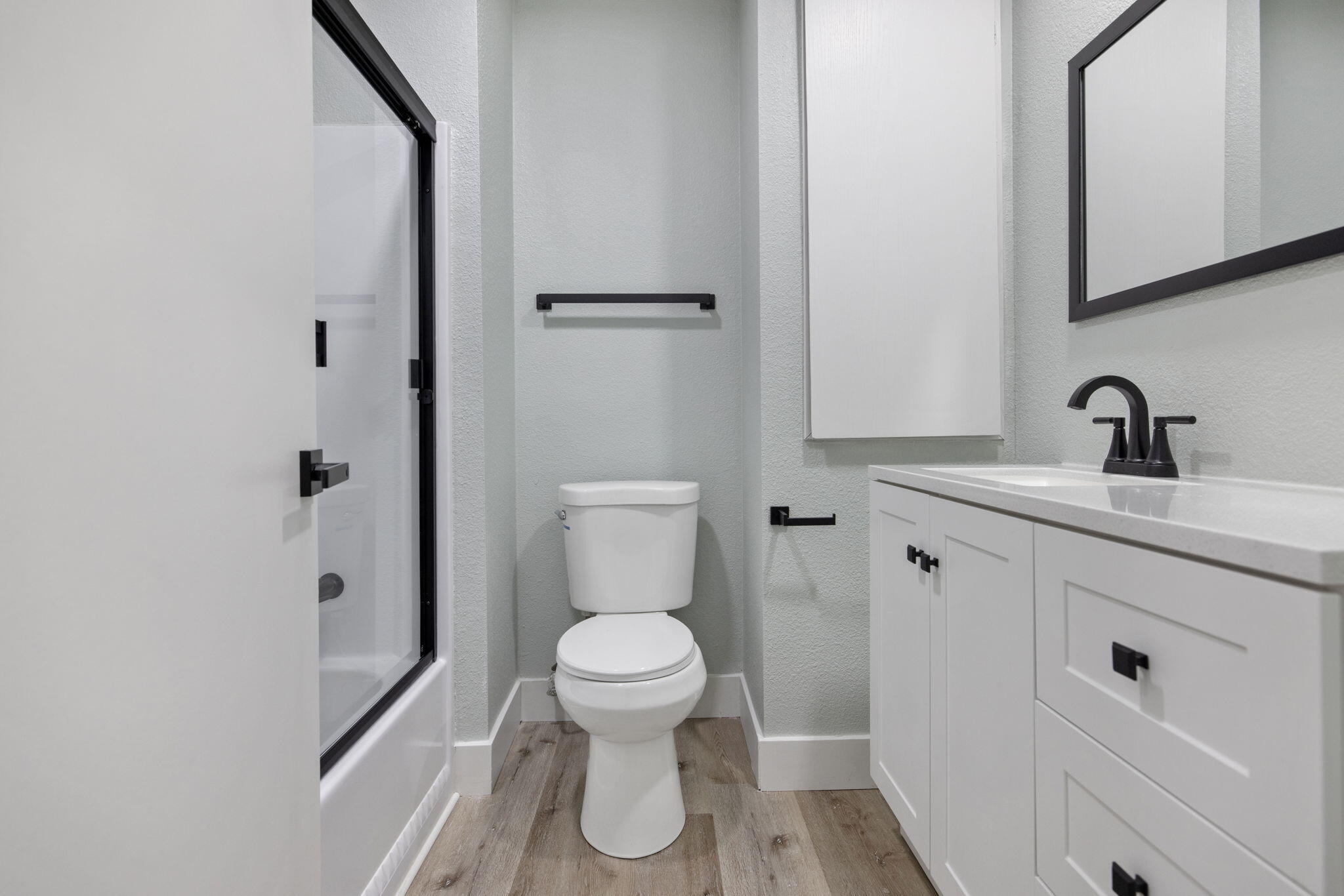 1742 S Heritage St, Visalia, CA 93277