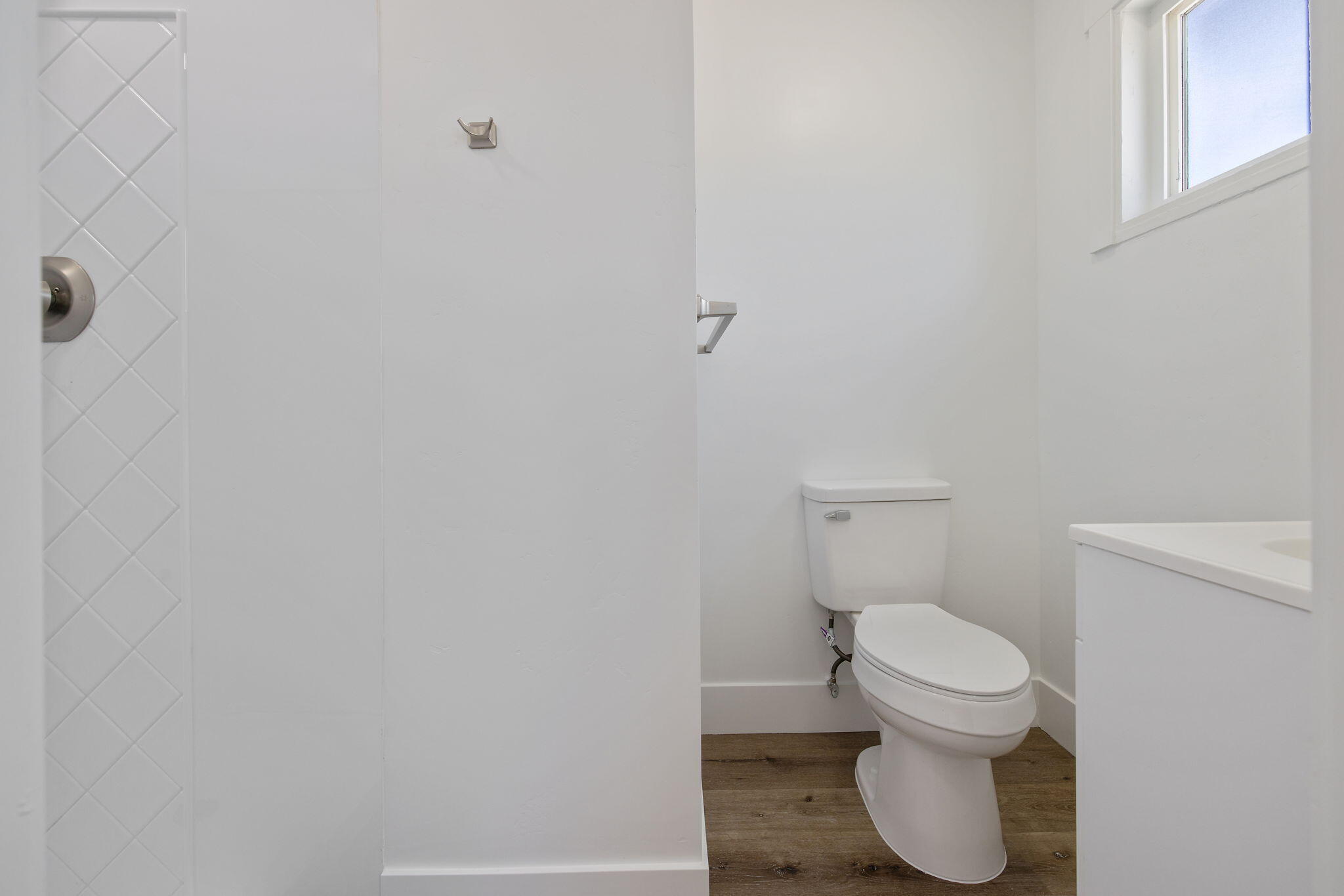 1330 S Clover St, Visalia, CA 93277