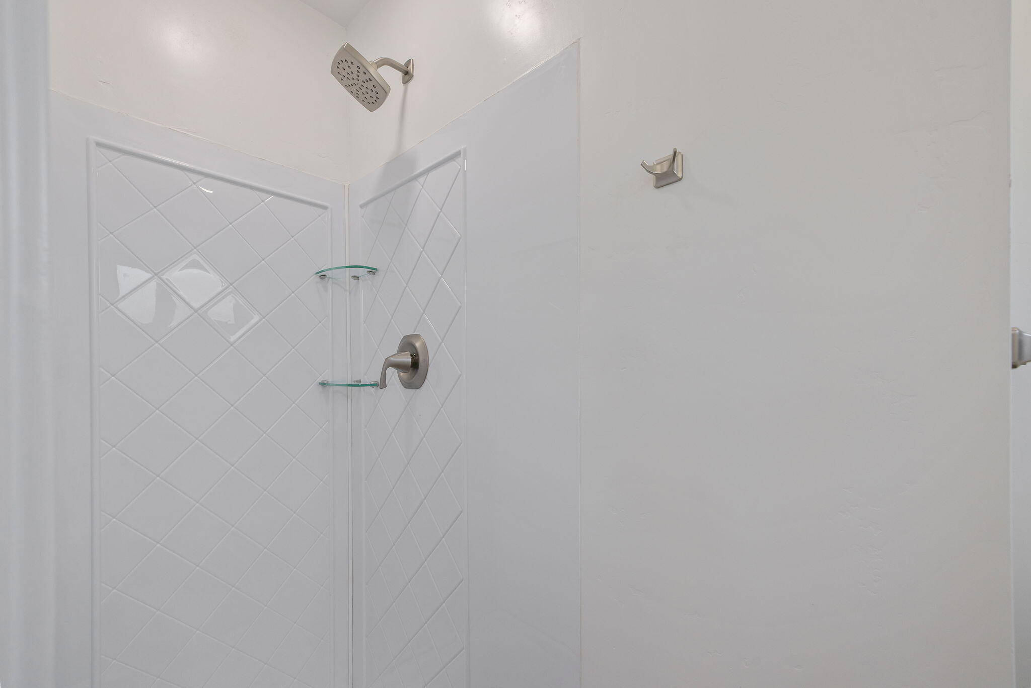 1330 S Clover St, Visalia, CA 93277