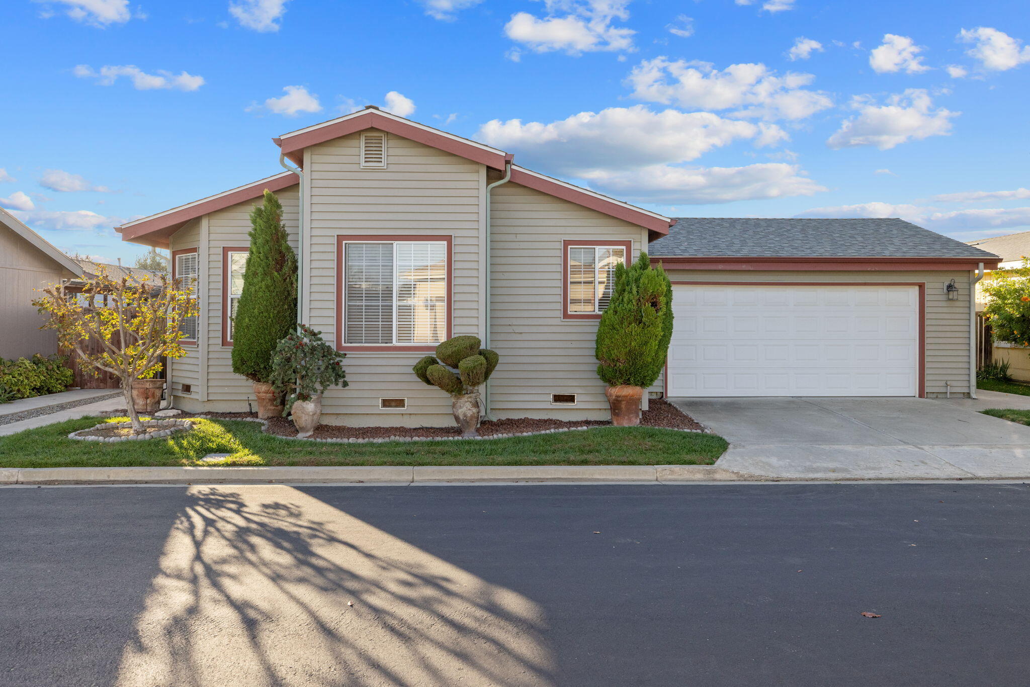 4603 S Verde Vista St, Visalia, CA 93277