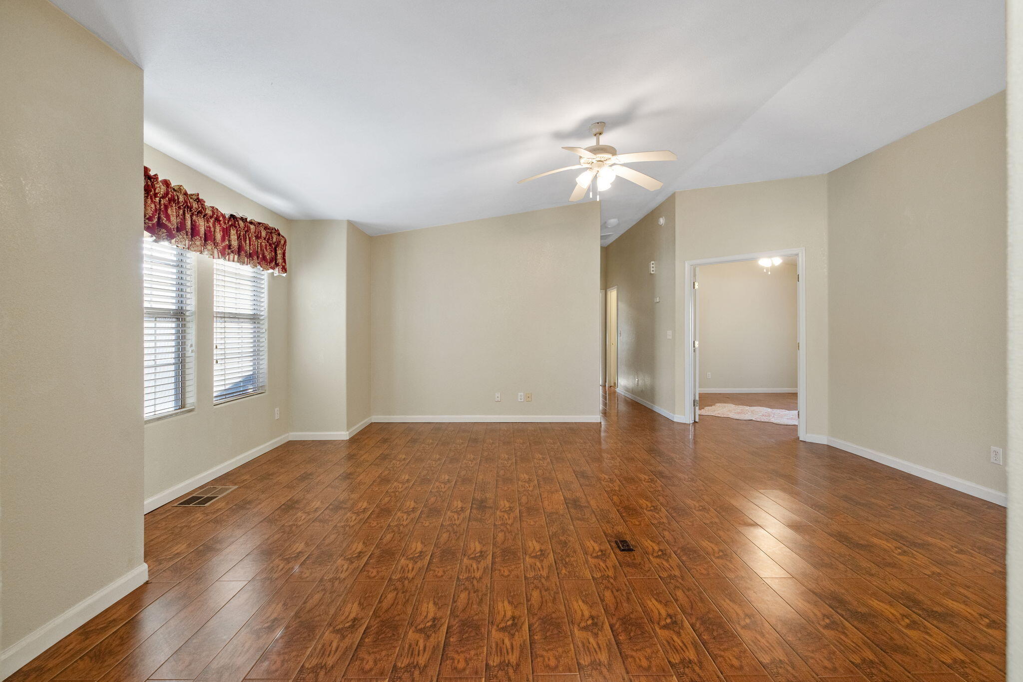 4603 S Verde Vista St, Visalia, CA 93277