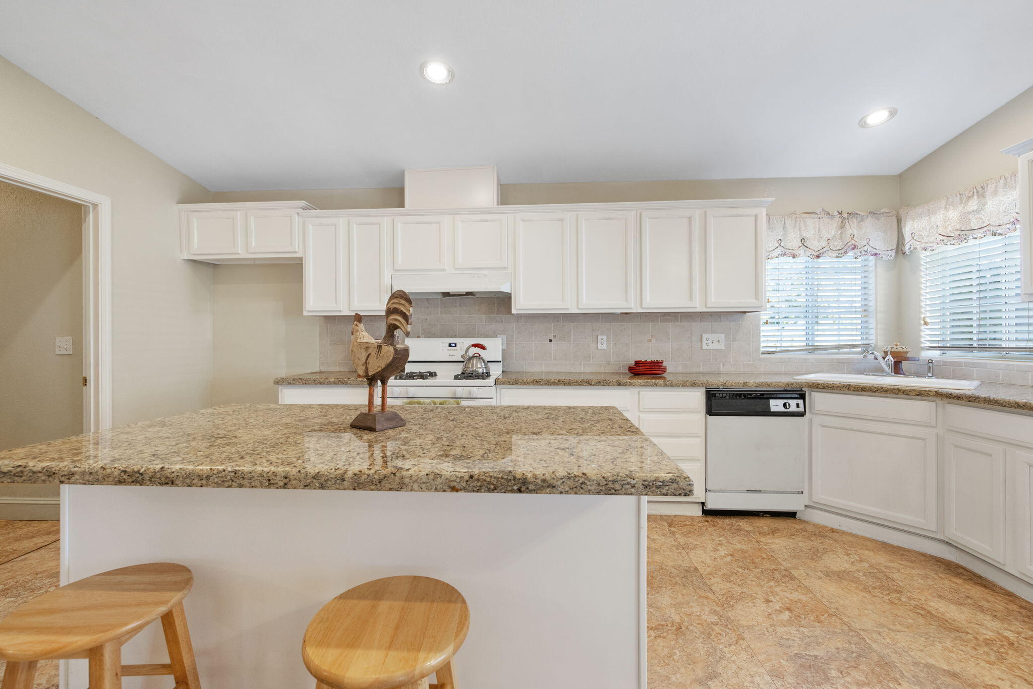 4603 S Verde Vista St, Visalia, CA 93277