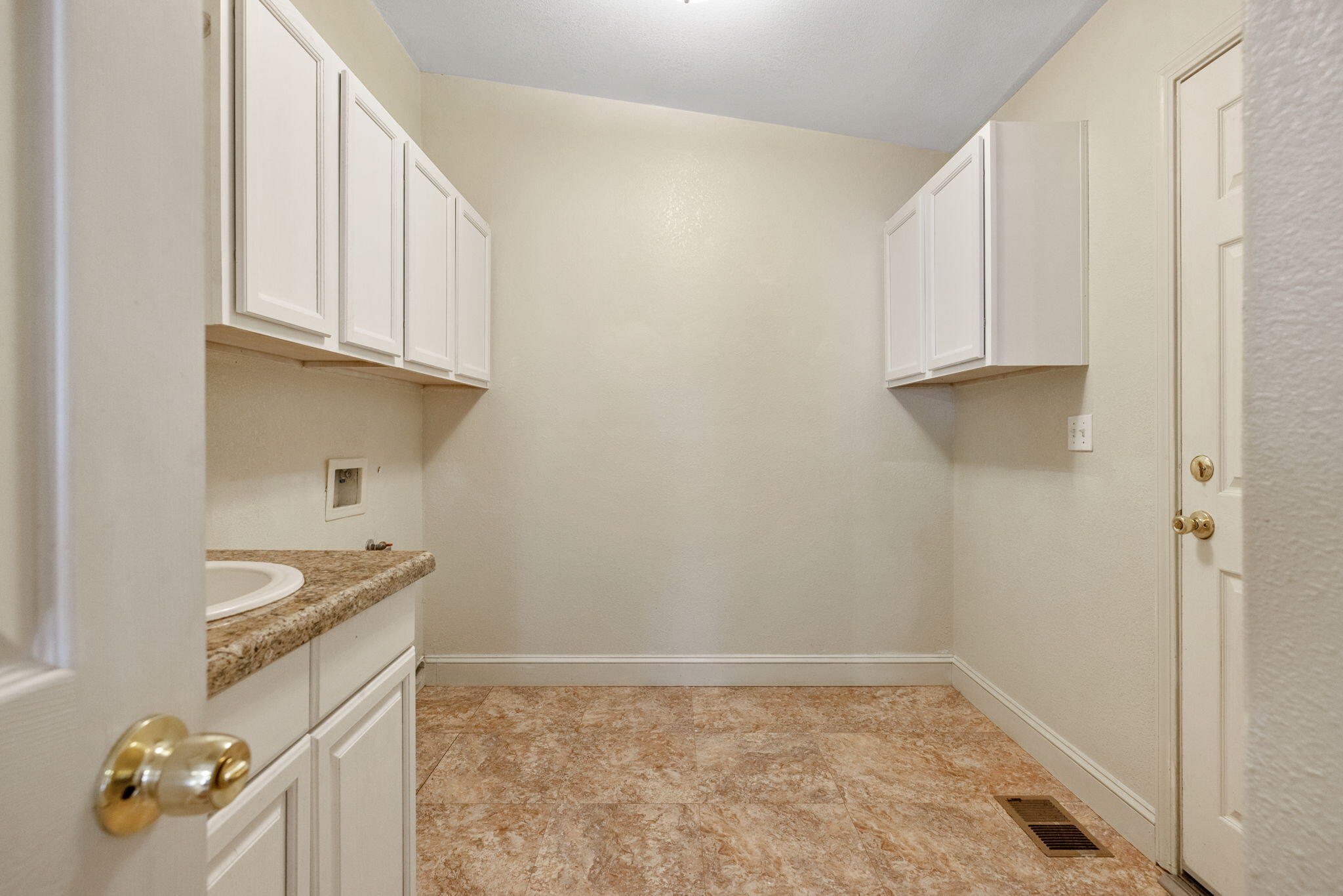 4603 S Verde Vista St, Visalia, CA 93277