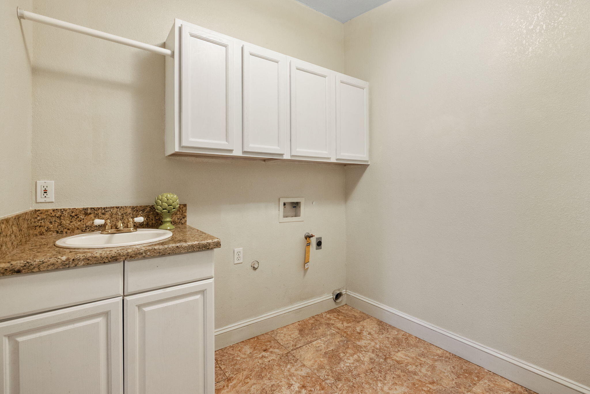 4603 S Verde Vista St, Visalia, CA 93277