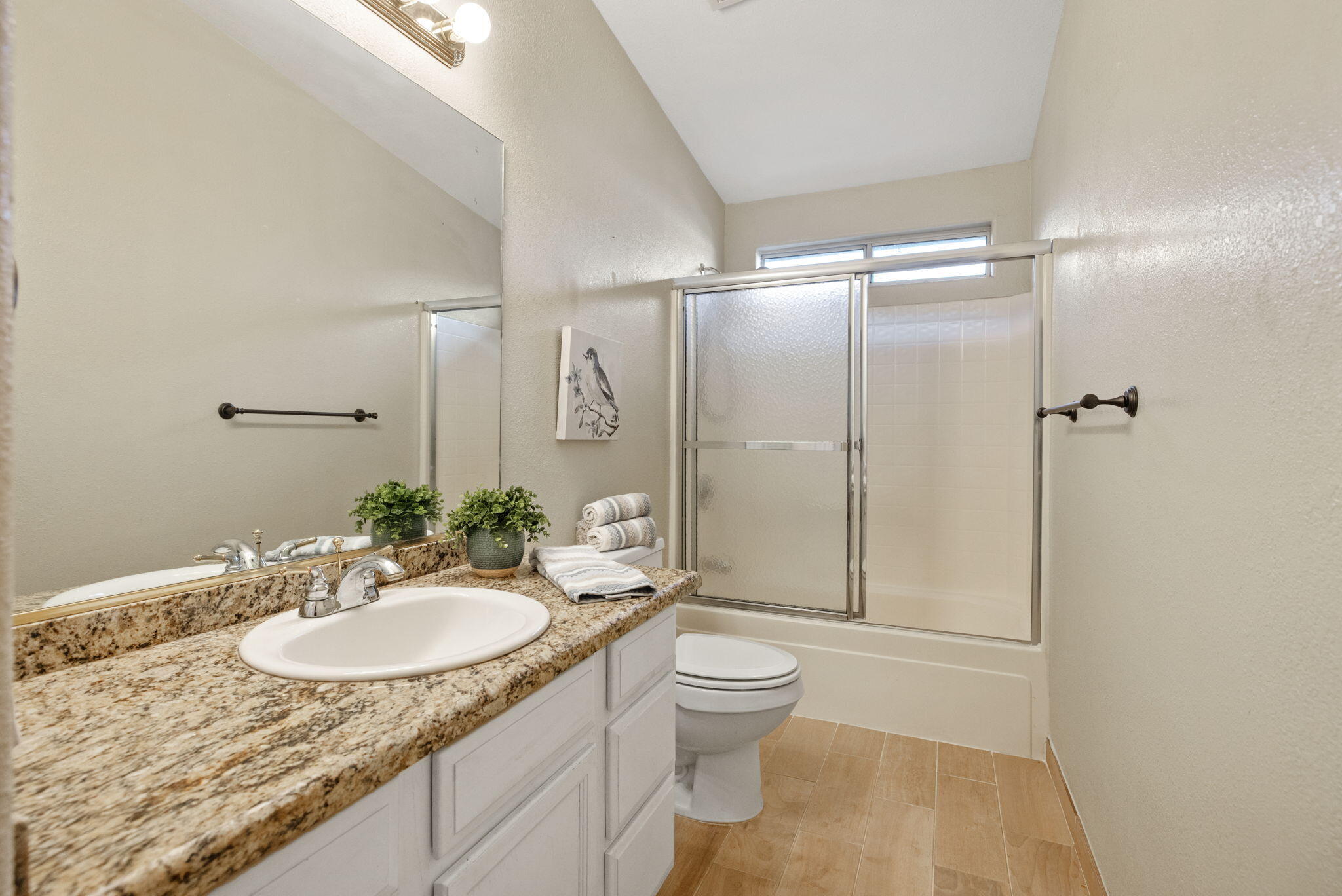 4603 S Verde Vista St, Visalia, CA 93277