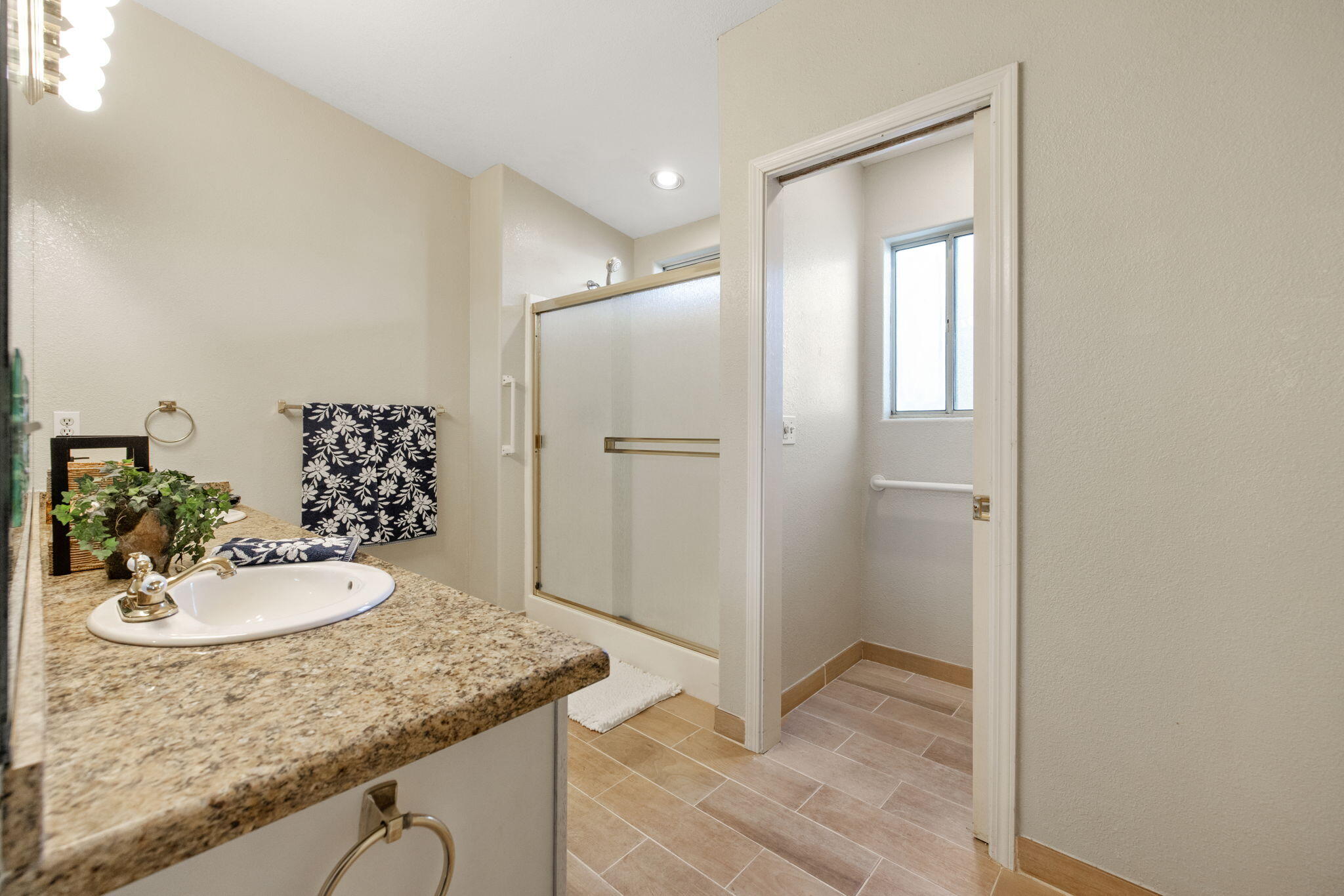 4603 S Verde Vista St, Visalia, CA 93277