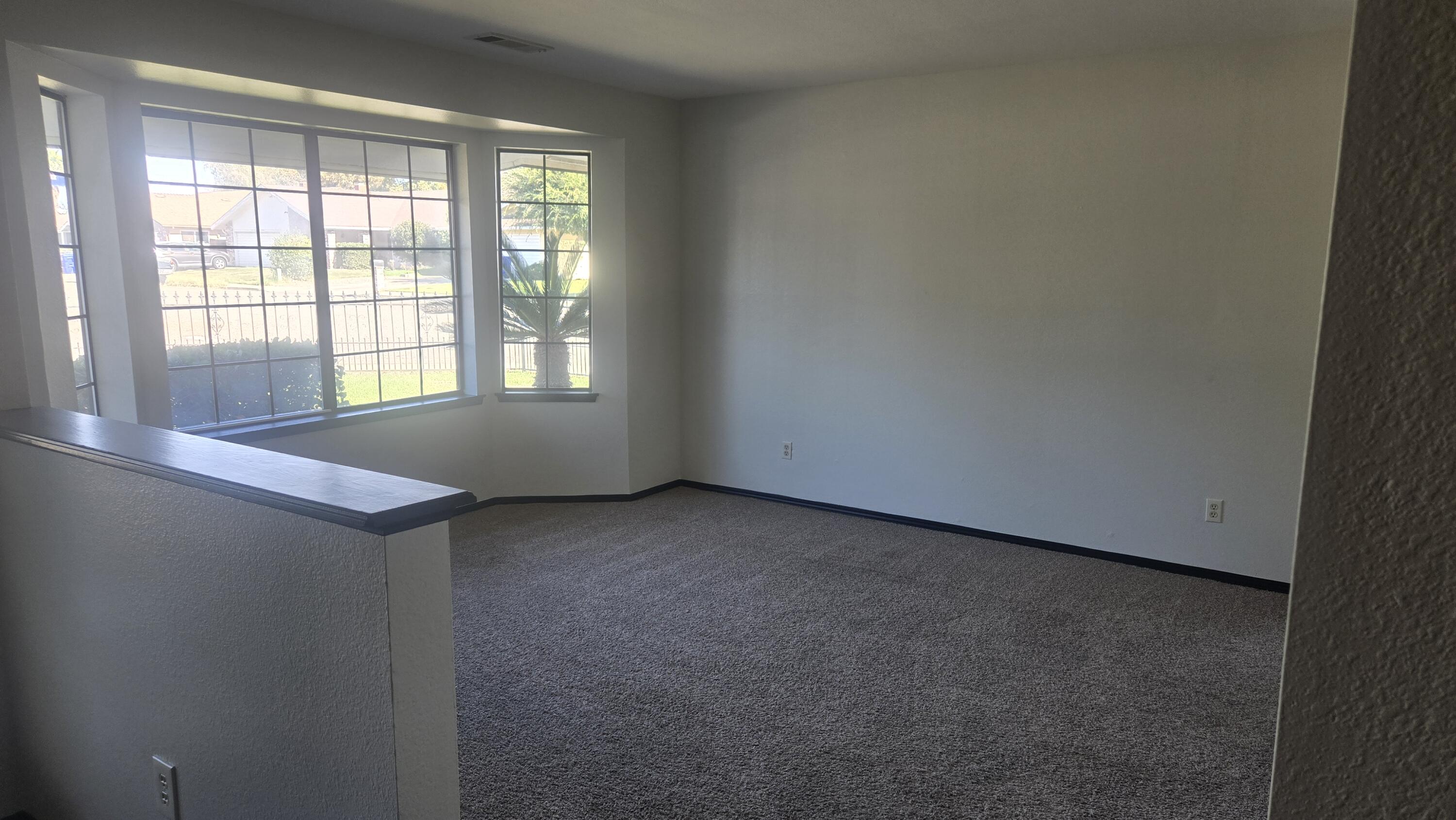 1421 Pamela Cir, Porterville, CA 93257