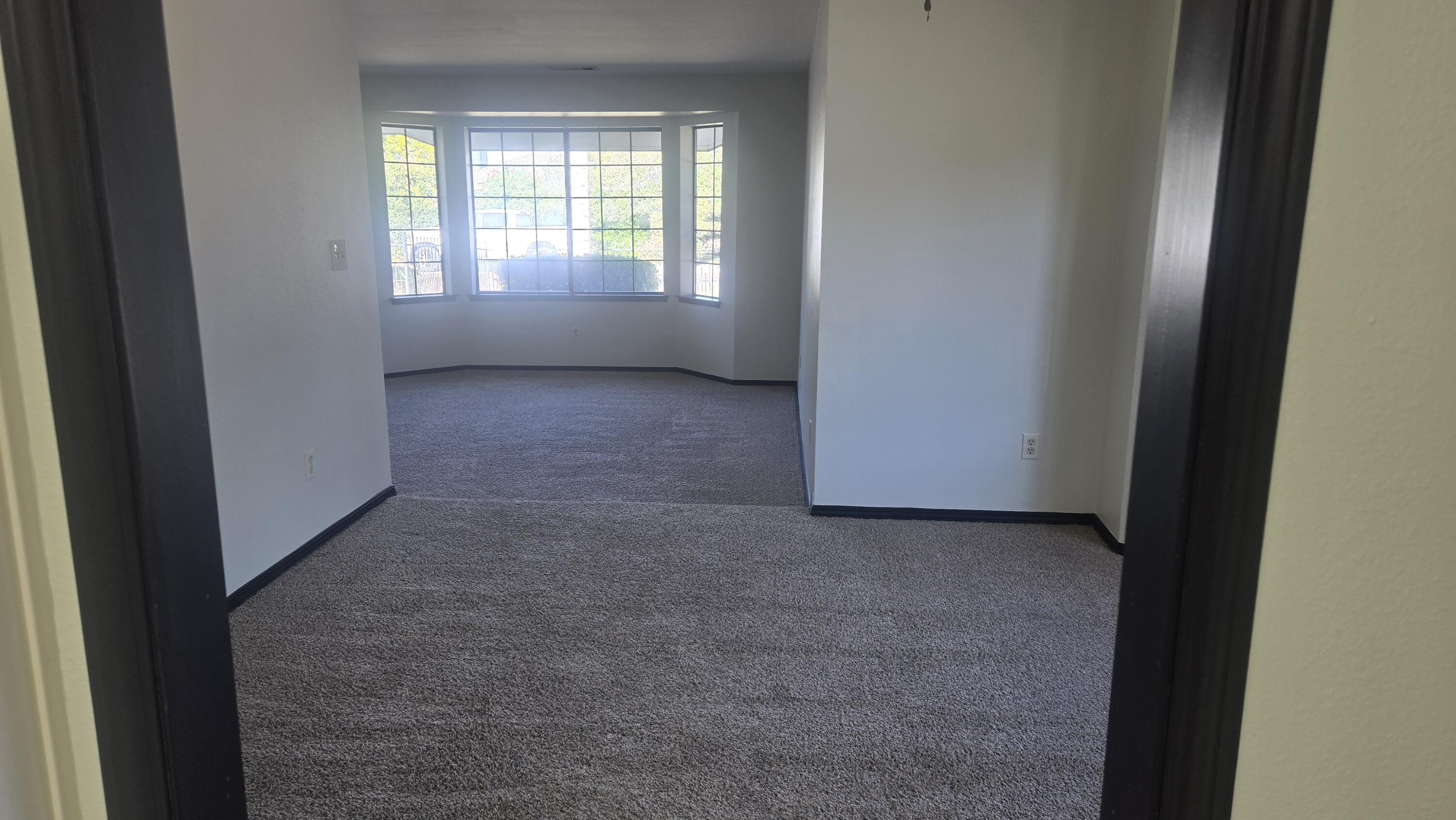 1421 Pamela Cir, Porterville, CA 93257