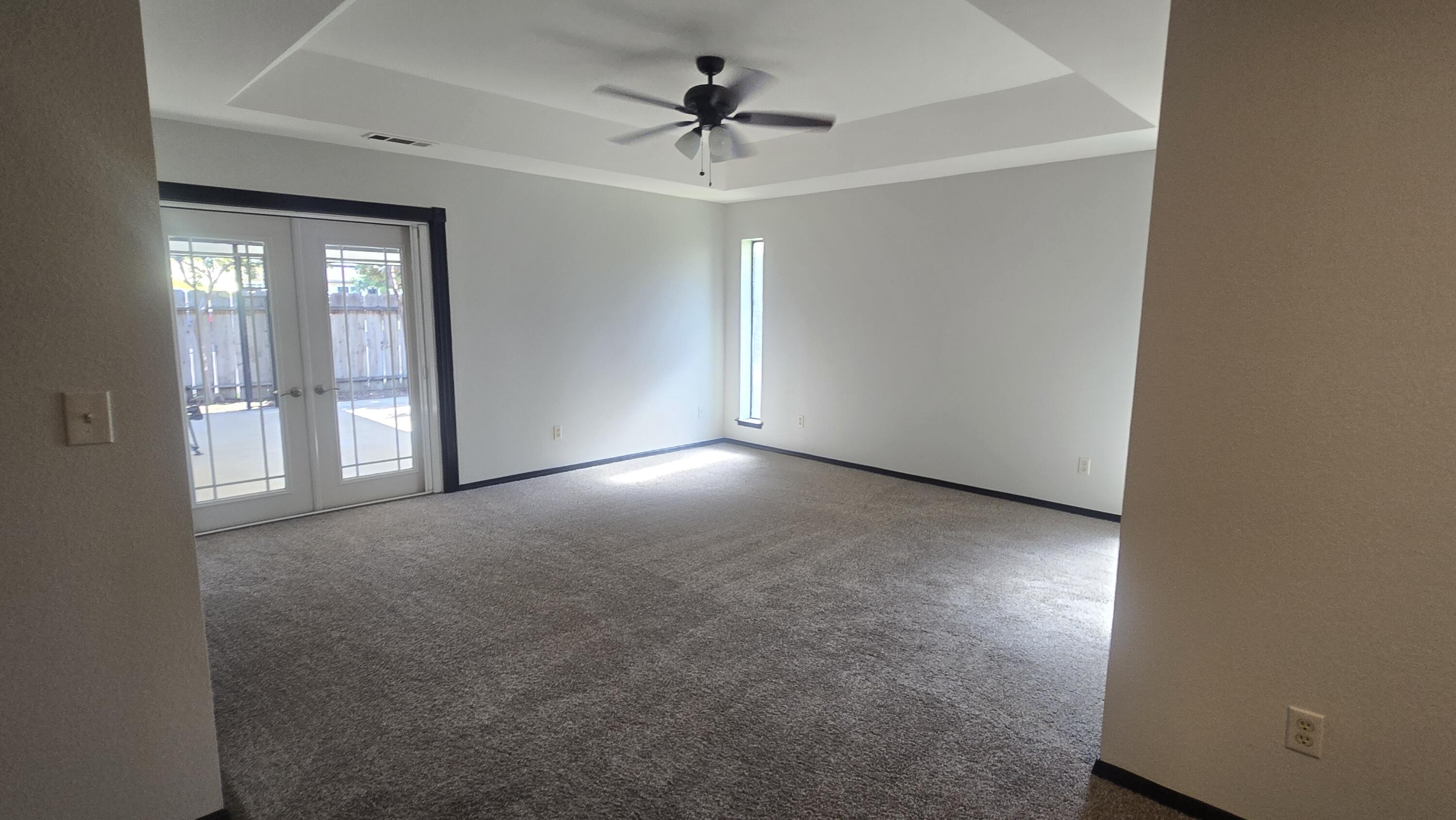 1421 Pamela Cir, Porterville, CA 93257