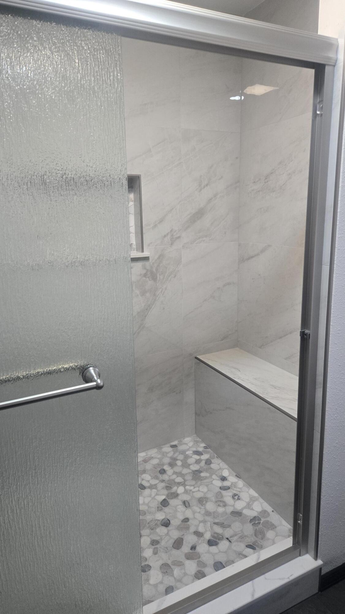 1421 Pamela Cir, Porterville, CA 93257