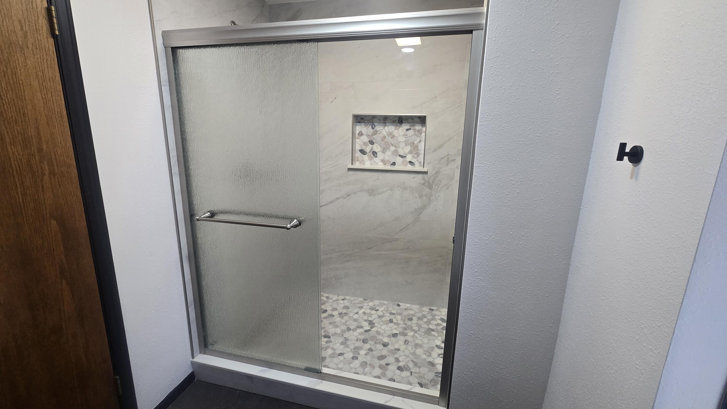 1421 Pamela Cir, Porterville, CA 93257