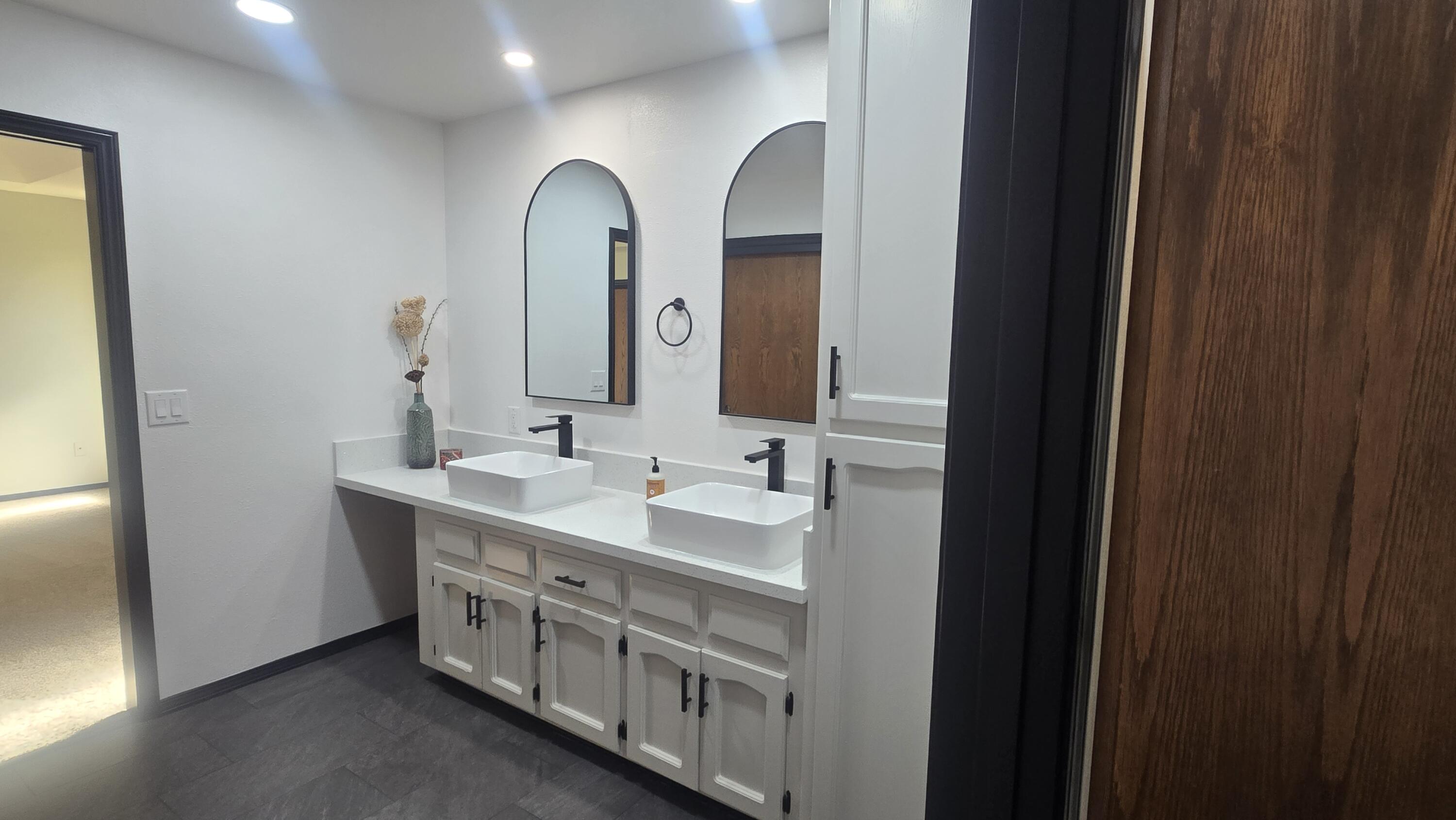 1421 Pamela Cir, Porterville, CA 93257