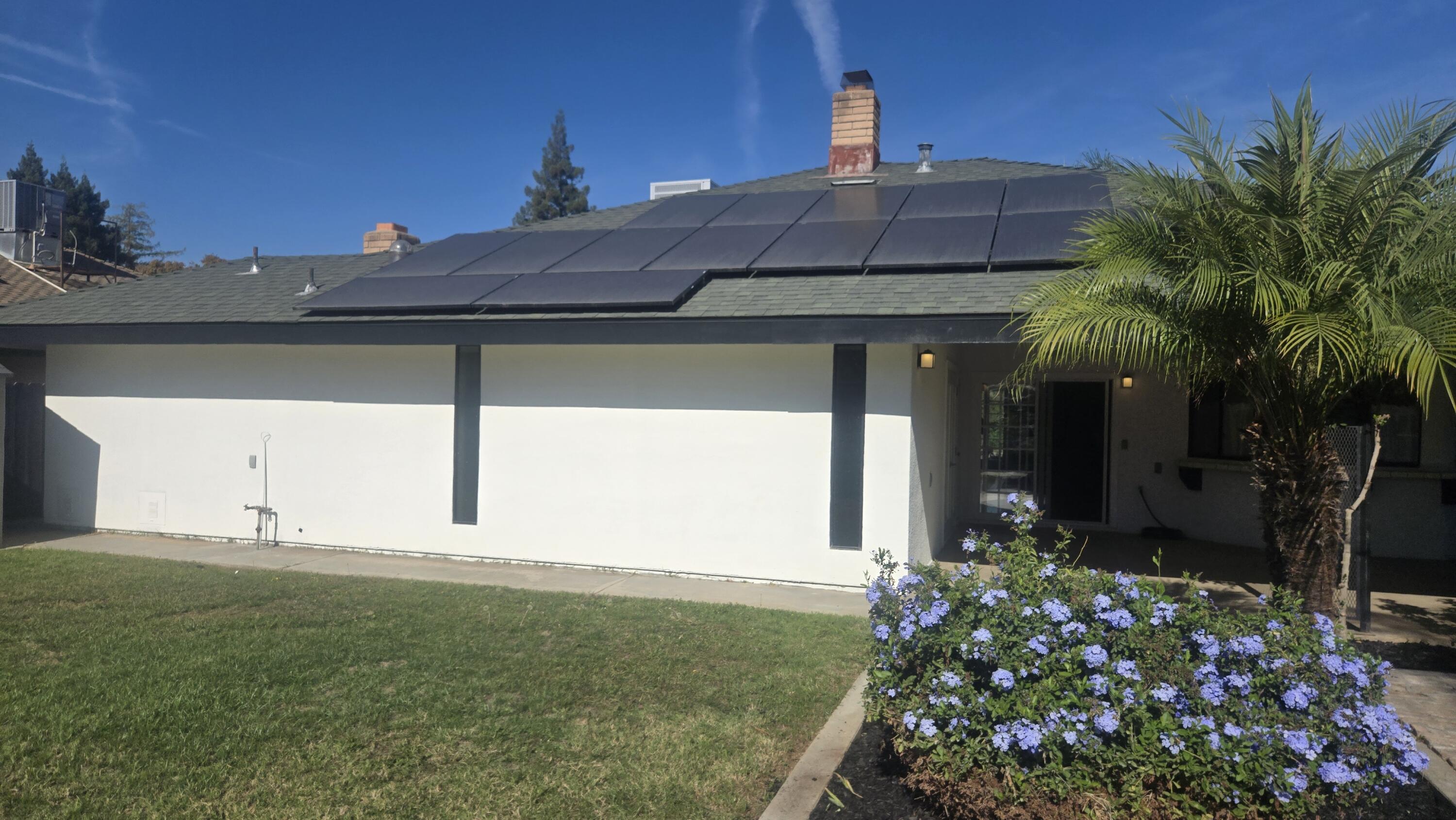 1421 Pamela Cir, Porterville, CA 93257