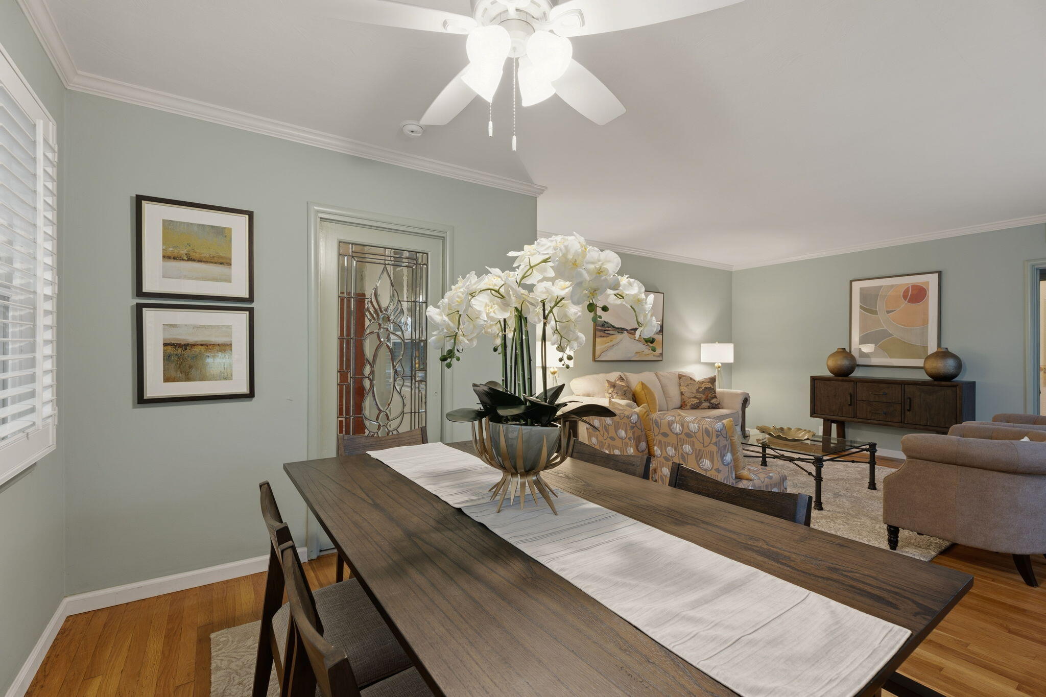 1613 W Meadow Ave, Visalia, CA 93277